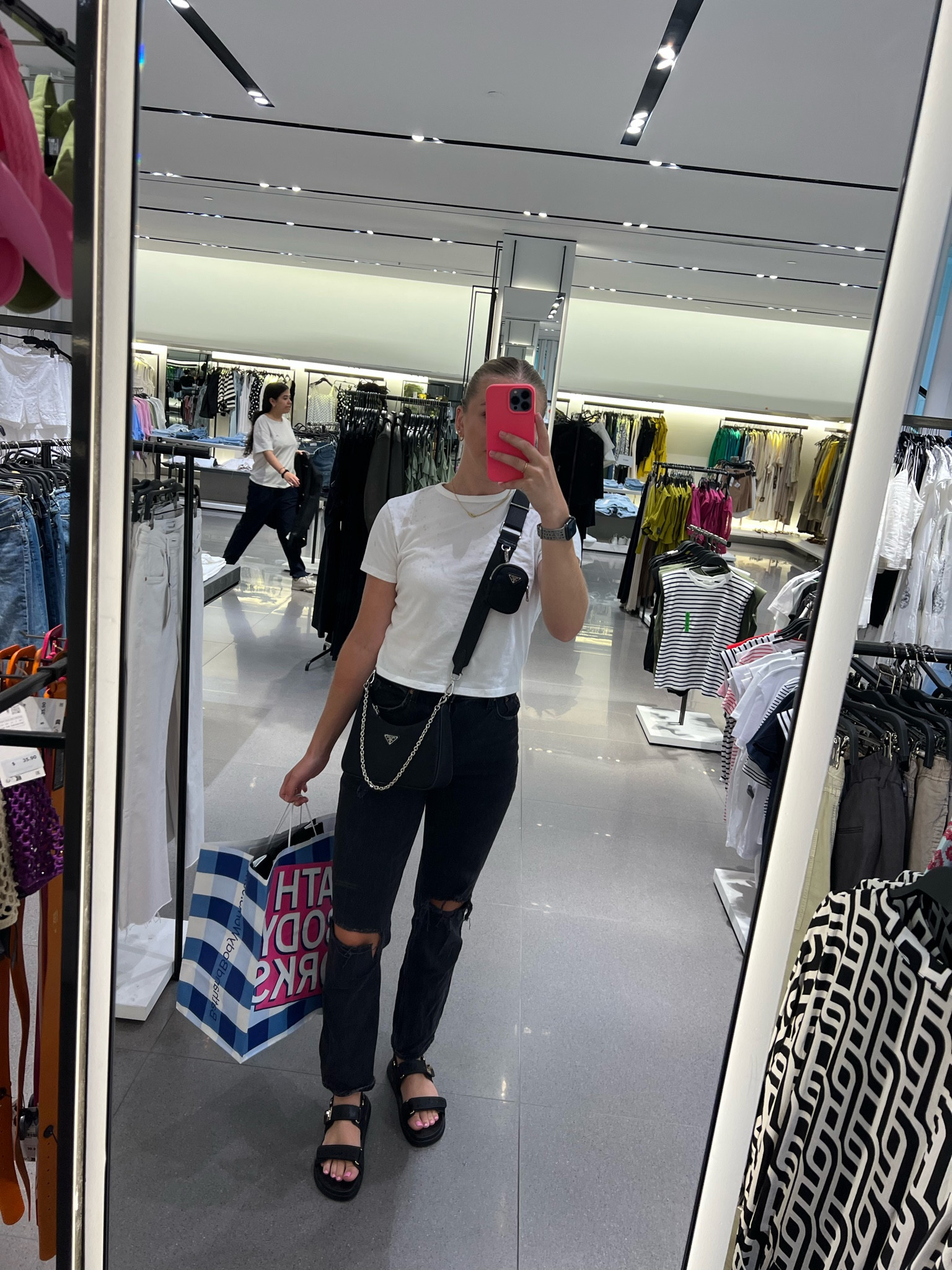 a go-to basic outfit 

#LTKunder100 #LTKfit #LTKstyletip