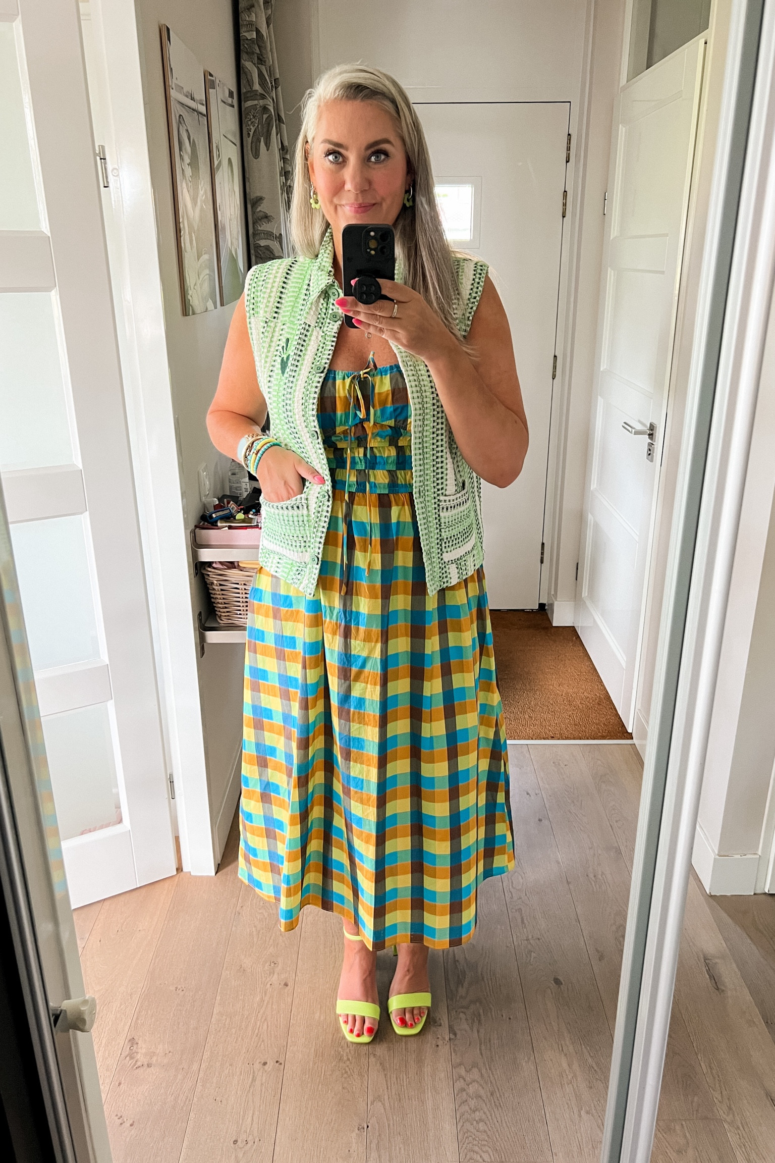 Ootd - Tuesday. A very hot day so wearing a plaid sundress, a green tweed like vest (Shoeby, kids department) and neon green sandals. 



#LTKsummer #LTKeurope #LTKstyletip