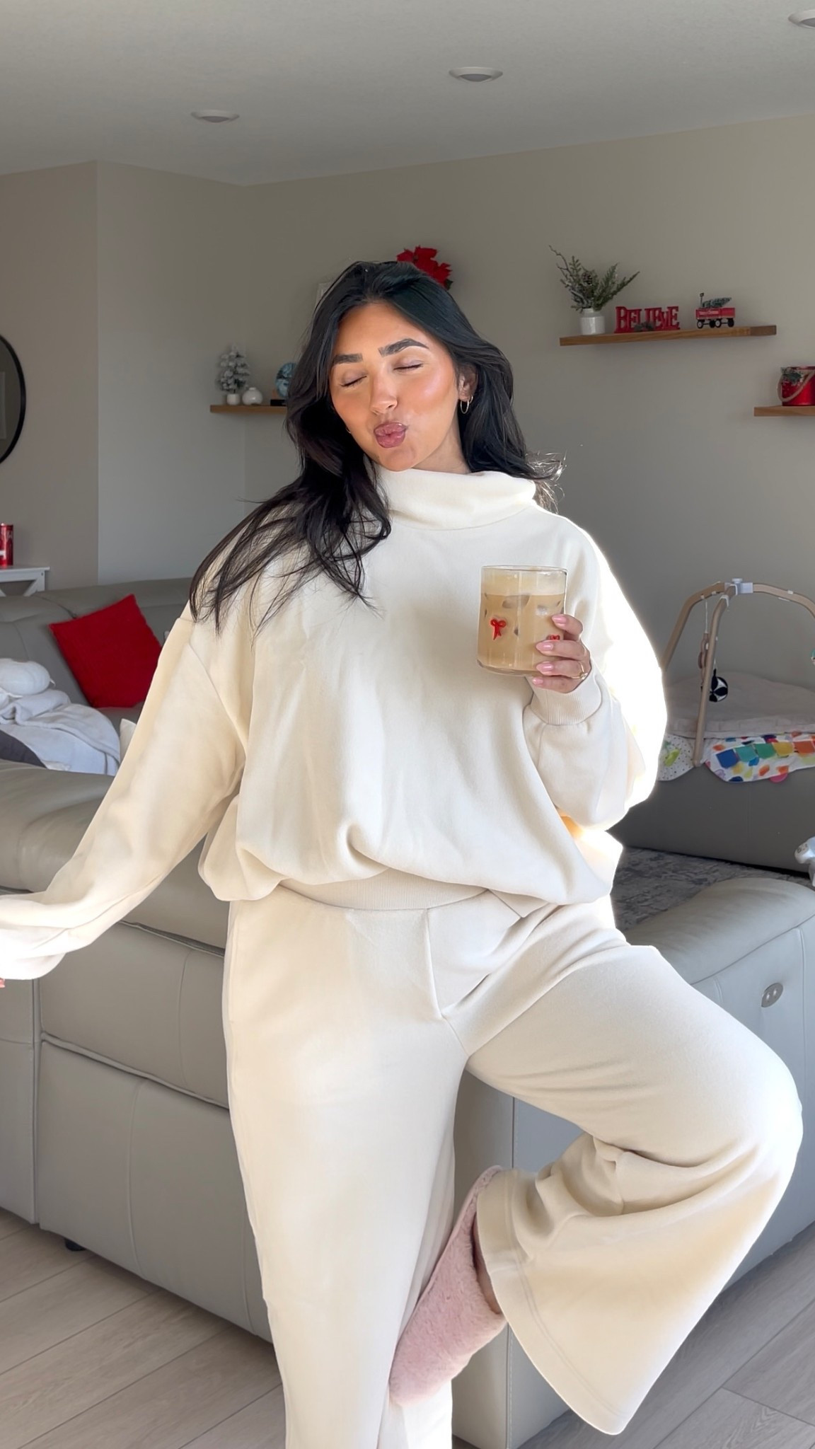 3X for top, L for bottoms! Literally the comfiest set ever 