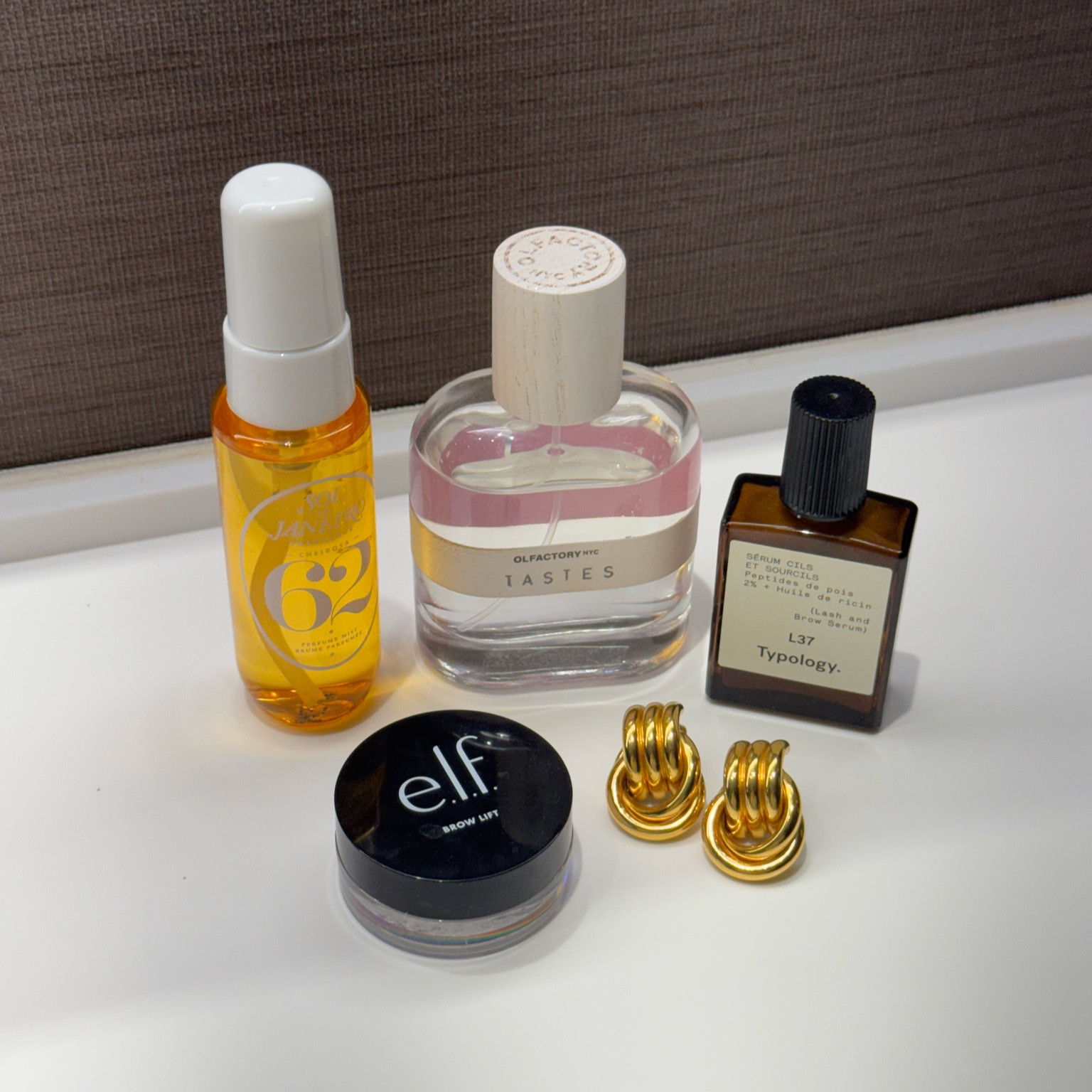 Travel essentials 

#LTKTravel #LTKFindsUnder100 #LTKFindsUnder50