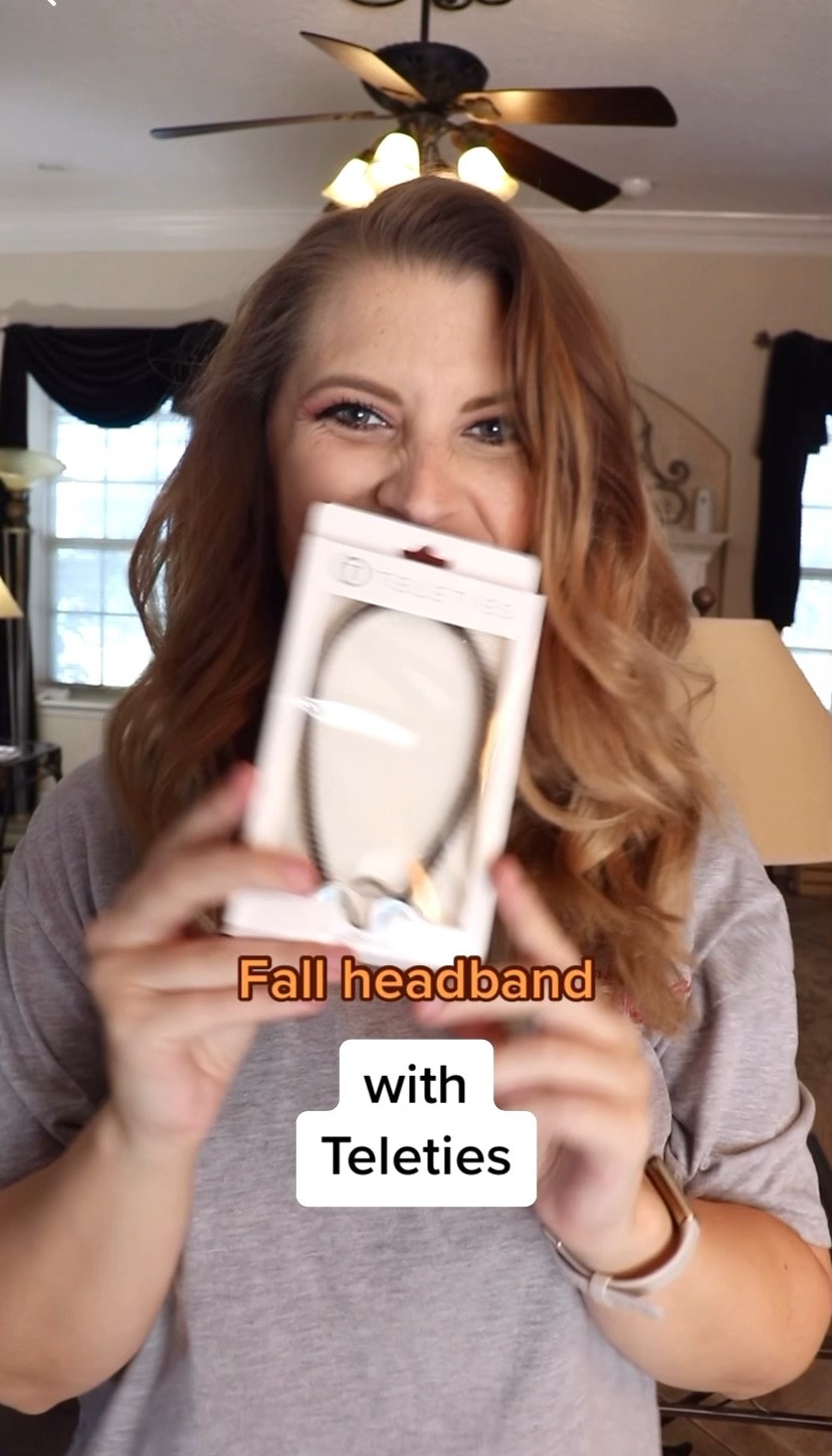 Teleties headband, no slip, strong grip! 

Discount Code: MARISSAONAIR 

Link: https://glnk.io/r93n/marissaonair 



#LTKHoliday #LTKstyletip #LTKunder50