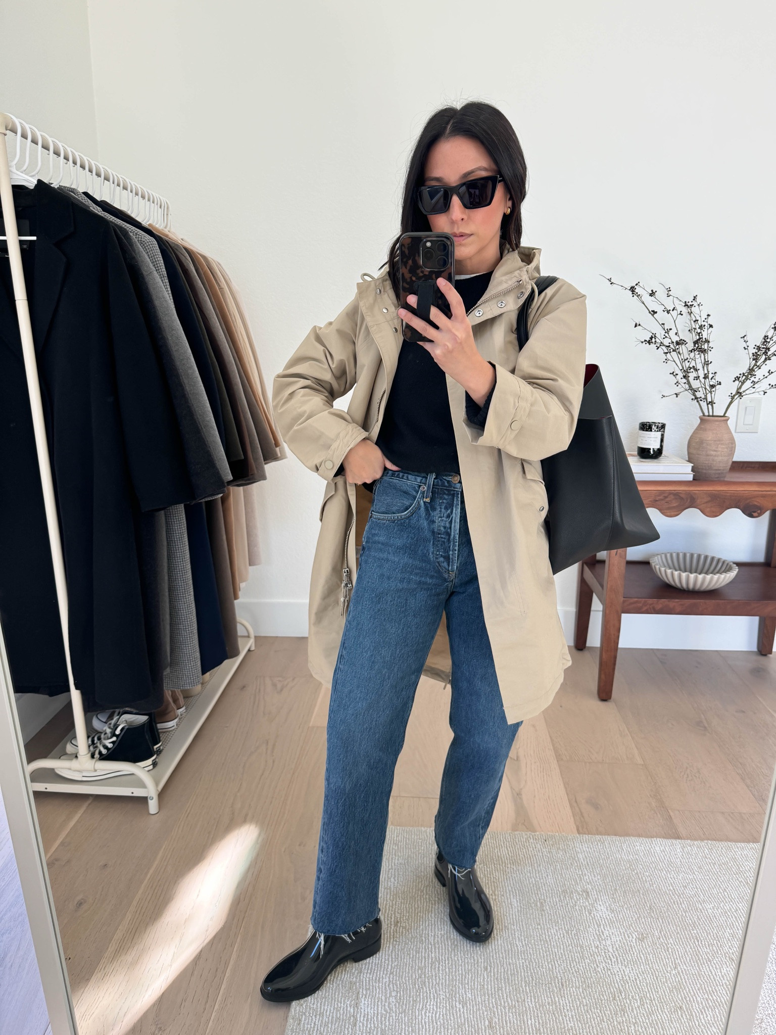 Fall workwear outfit ideas with denim

Everlane rain jacket xs
Everlane cashmere sweater xs
AGOLDE jeans 25 - old. 
Mansur Gavriel tote
YSL Sunglasses
Marc Fisher rain boots 6