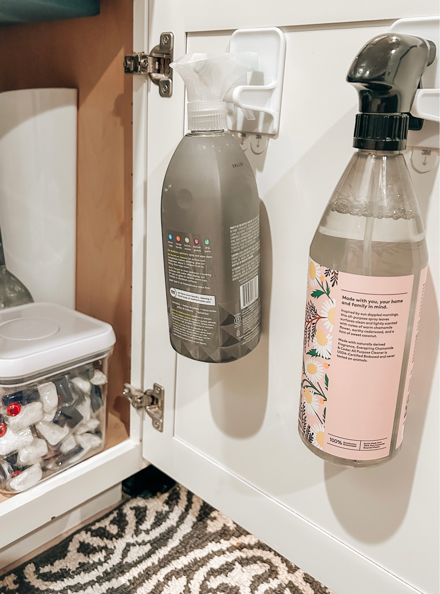 Under the sink organization pt. 2 🙃


spray bottle holders, kitchen organization, food storage, dish pod storage, detergent storage, home organization, plastic bag organization 

#LTKhome #LTKFind #LTKfamily