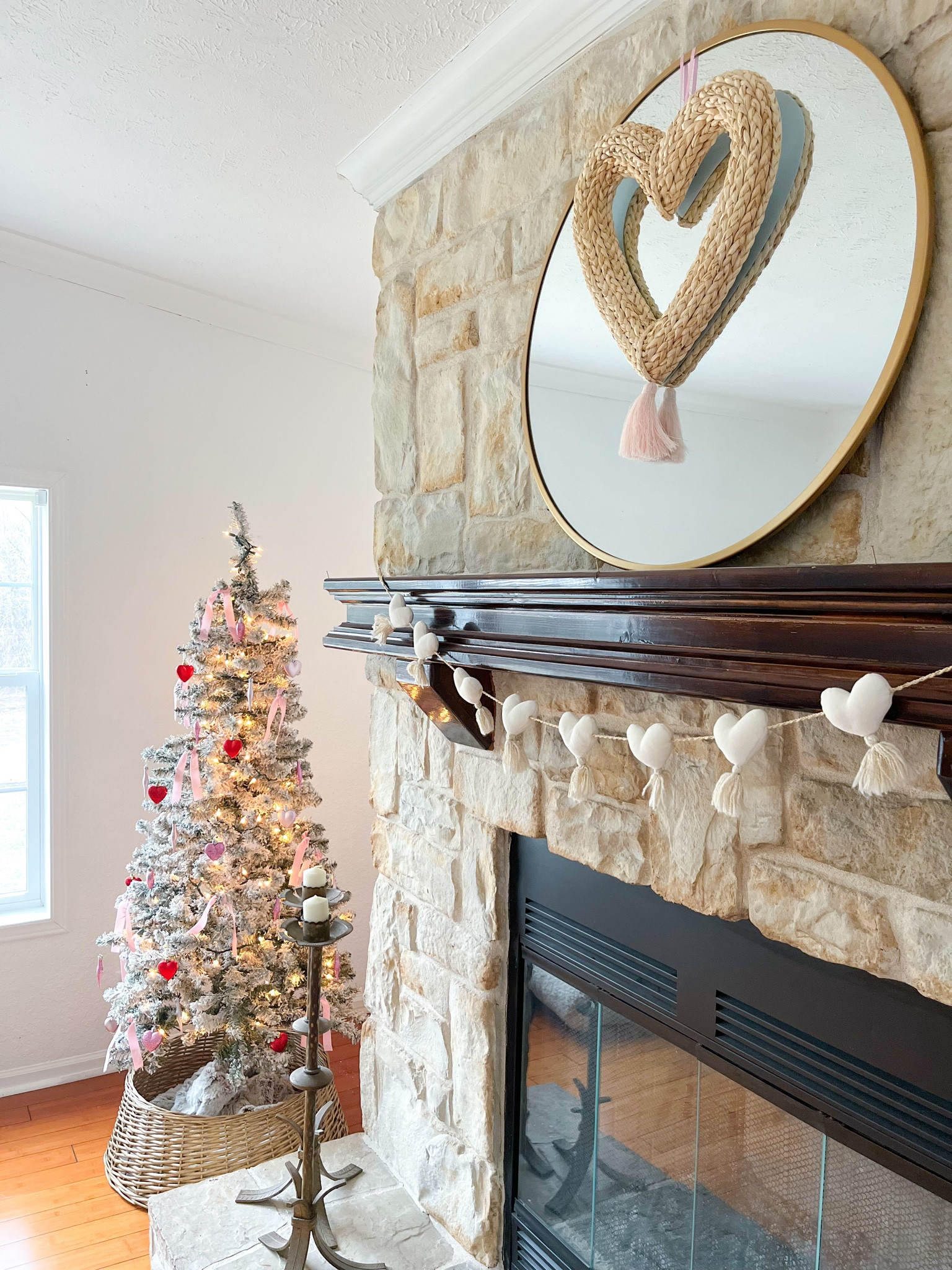 Valentine’s Day decor, heart decor 

#LTKGiftGuide #LTKhome #LTKSeasonal