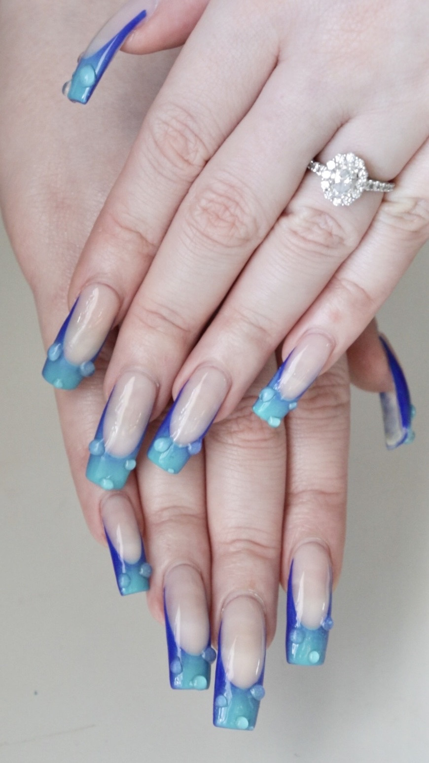 Summer is literally around the corner so let’s get some summer inspired nails today!🤩☀️🌊 #beachnails #summernails #summerinspo #pinterestnails #nailinspiration

#LTKBeauty #LTKSeasonal