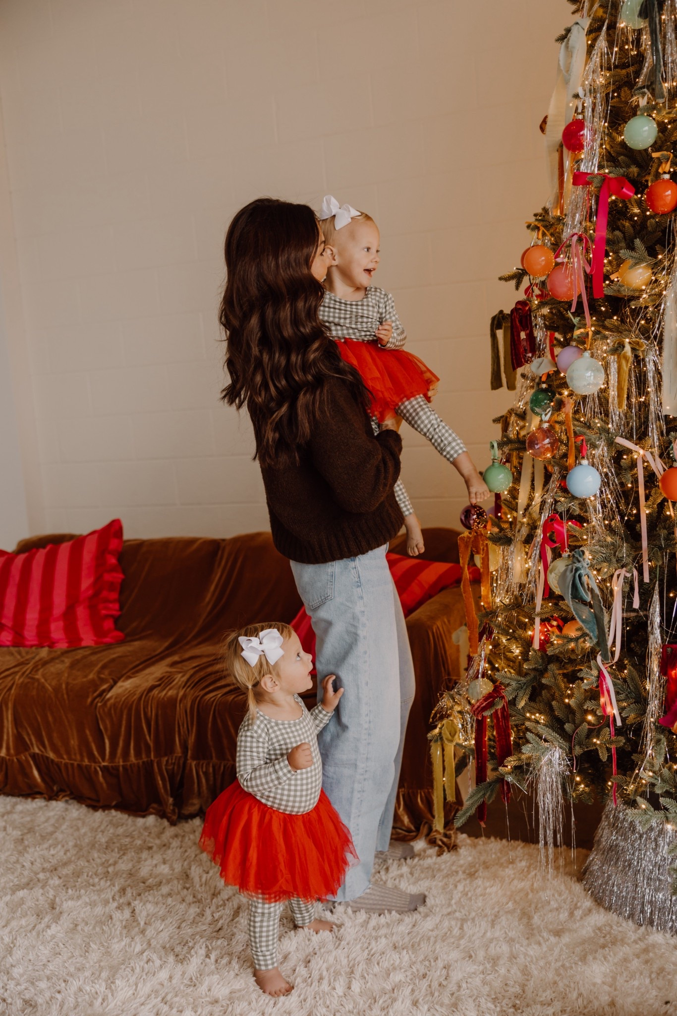 My favorite timeless staple sweater + favorite jeans (I own them in 6 colors. They flatter everyone!) 🤩

#LTKmomlife #LTKFindsUnder100 #LTKootd