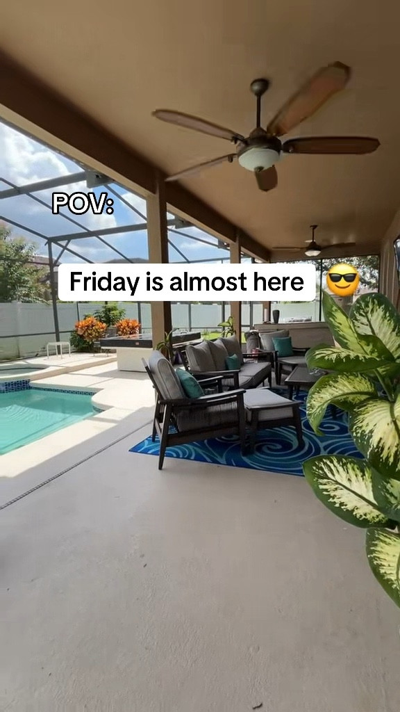 Stay Focused .. the weekend is almost here #weekend #shenanigans #relax
#chill #staycation

#LTKselfcare