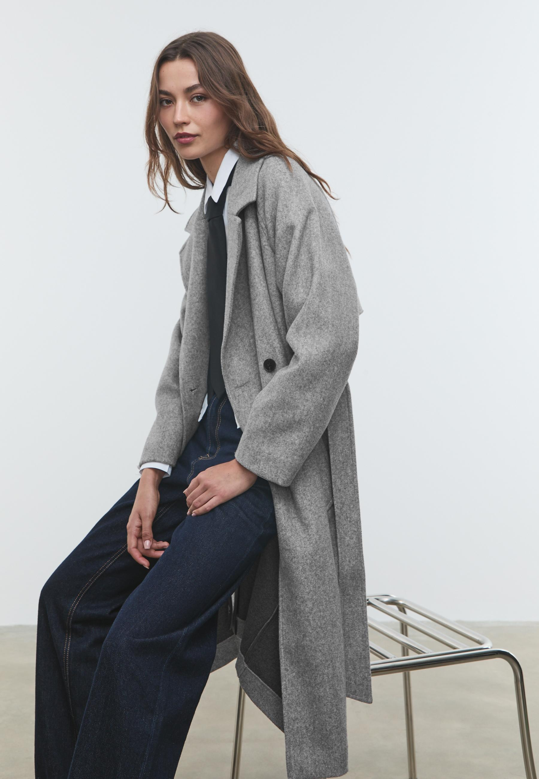 Trenchcoat mit weichem Griff - Mode für Damen | Stradivarius Deutschland | Stradivarius DE