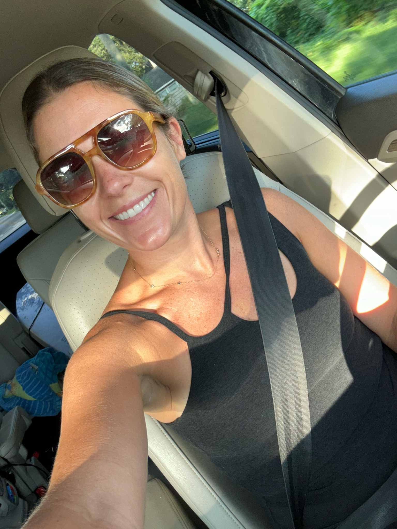 $39 sunglasses! + one of my favorite workout tops on super sale! #beyondyoga