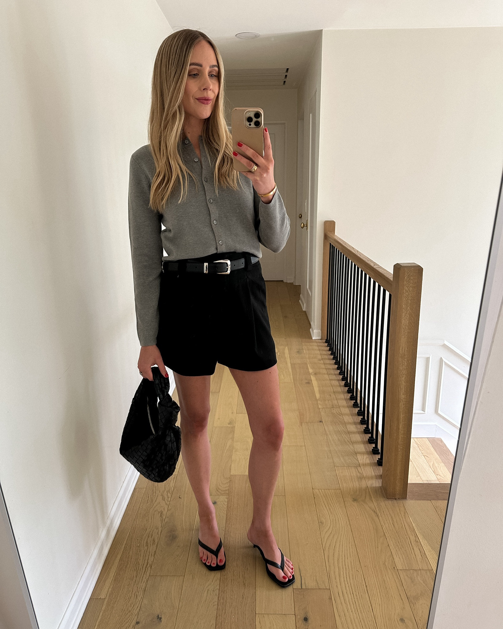 2024 Spring Capsule Wardrobe #springfashion #capsulewardrobe #springoutfit #springcapsule #blackshorts #trousershorts #greycardigan #datenight #fashionjackson

#LTKover40 #LTKSeasonal #LTKfindsunder100