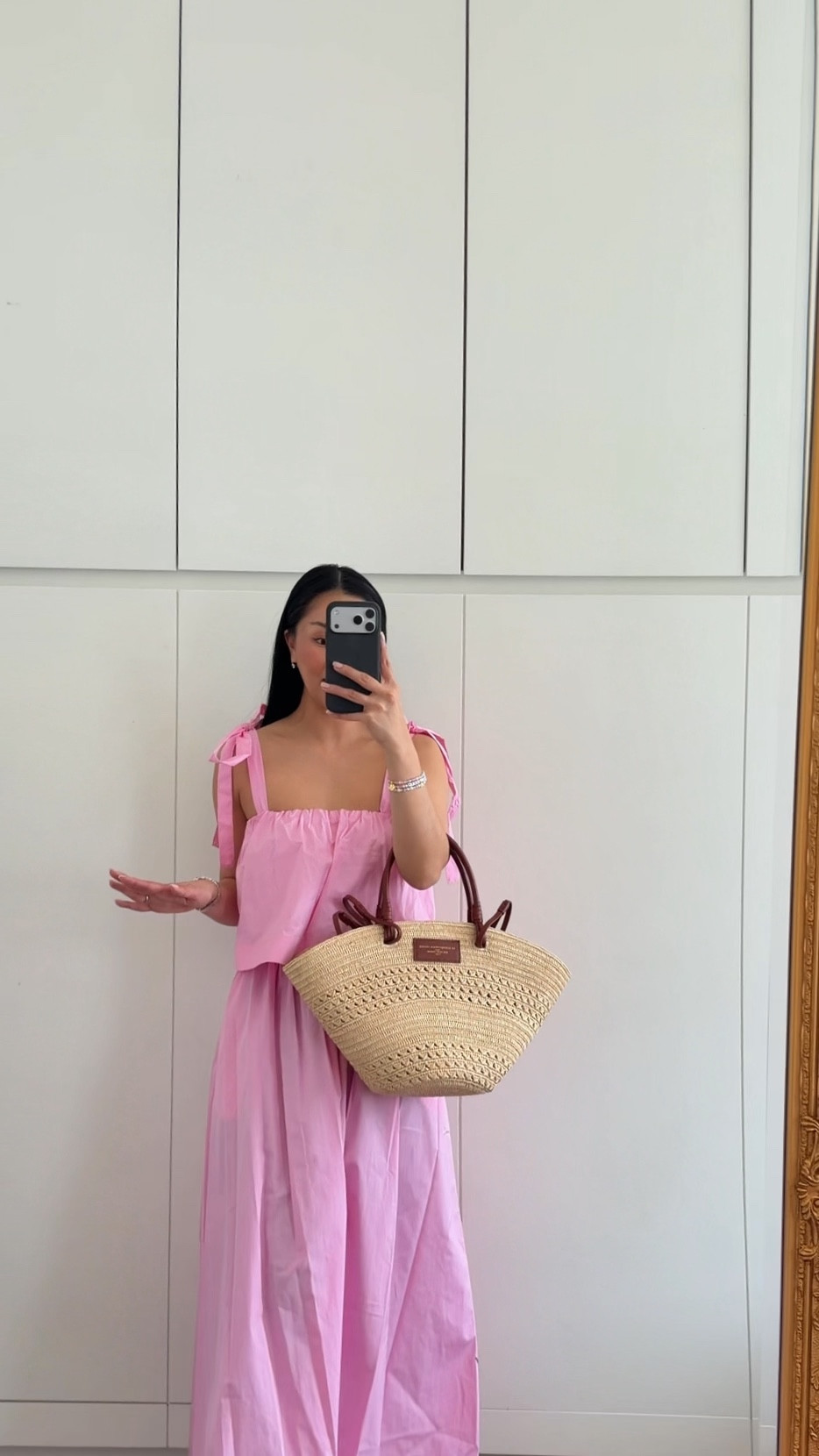 Obsessed with the baby pink!!! Such a comfy dress you can throw on for really anything 

#LTKootd #LTKTravel #LTKSeasonal