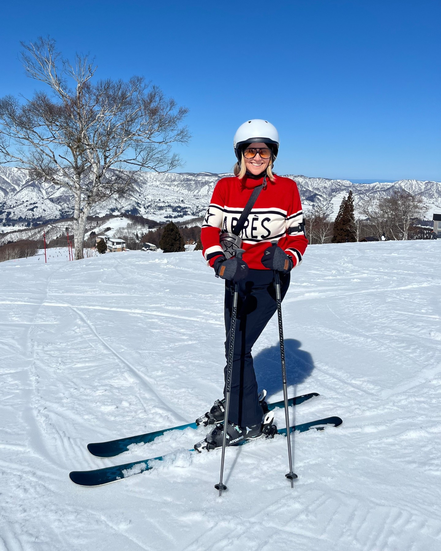 Balmy conditions! No jacket required. 

Hint: now is the time to keep an eye out for sales as the northern hemisphere ski season ends. I saved a lot doing this about 12 months ago.

#LTKtravel #LTKover50style #LTKaustralia
