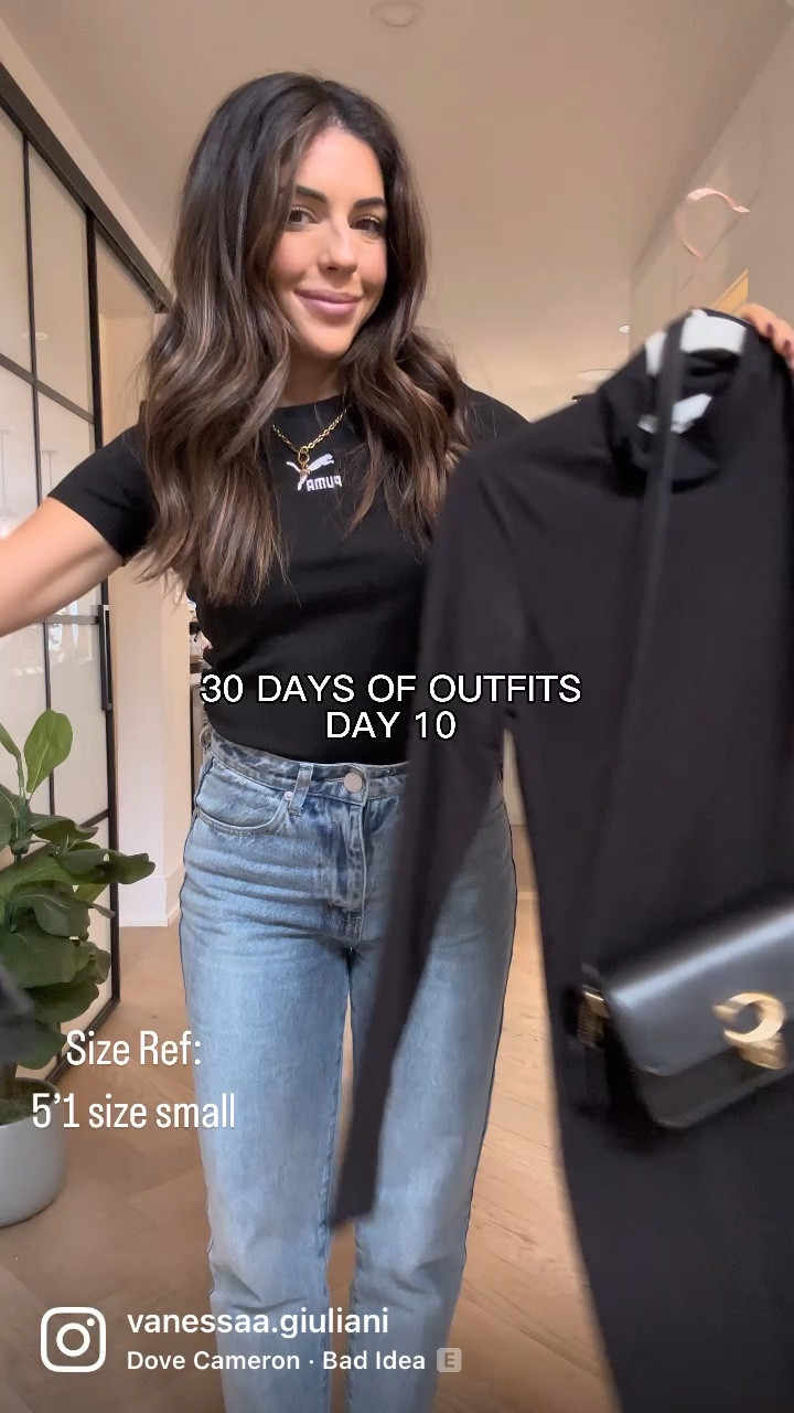 DAY 10!

#LTKCyberweek #LTKGiftGuide #LTKHoliday