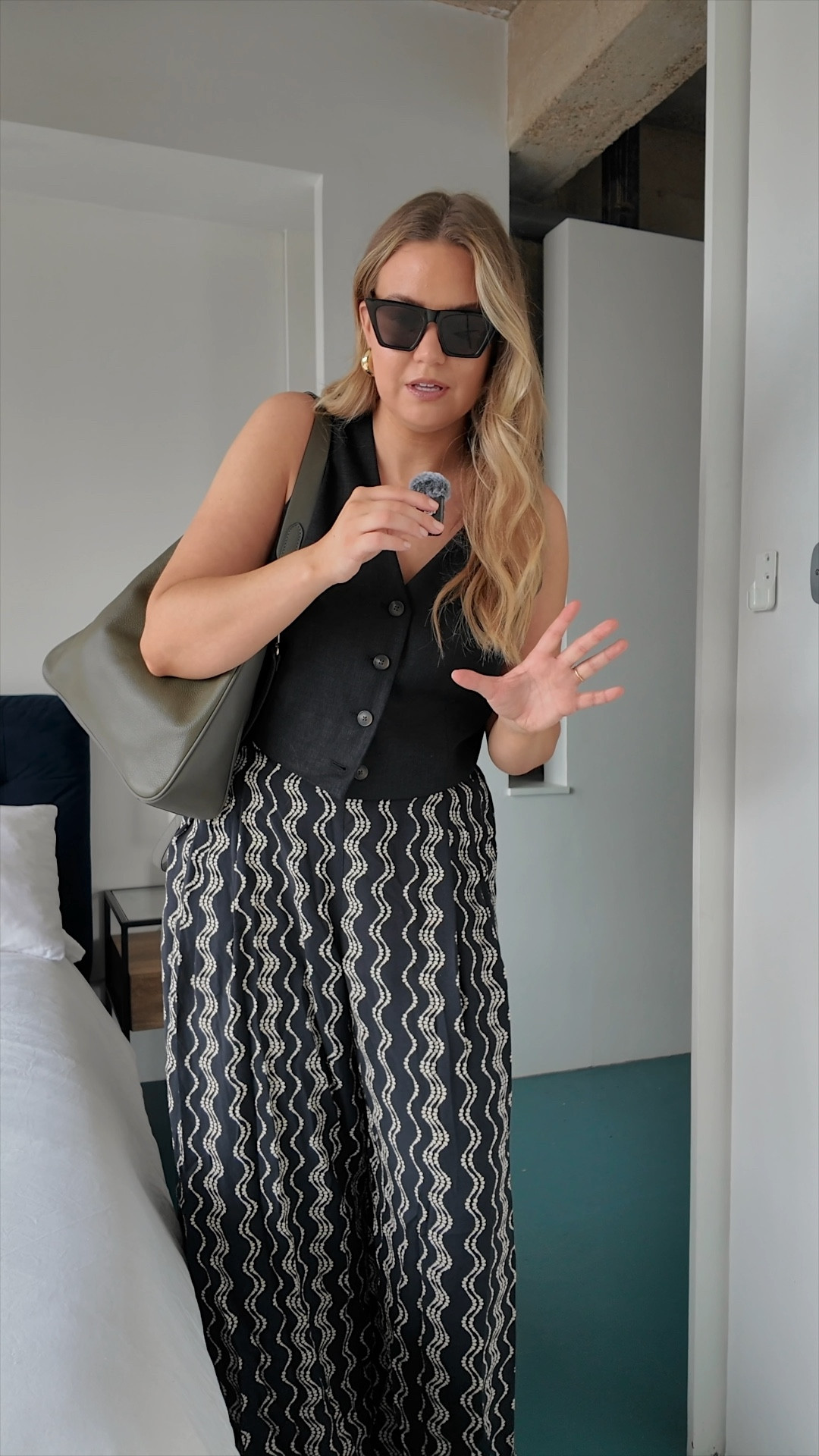 **29/30** midsize spring outfit ideas 🌷

Uniqlo bra [D/E]

Nobody’s child wavy black pattern trousers [UK 18]

M&S black waistcoat [UK 16]

Gold chunky hoops

Simply Be mesh ballet flats

Olive green khaki leather bag

Cat eye sunglasses

spring outfit // midsize outfit // midsize style // spring outfit idea // spring style // midsize fashion // spring fashion // outfit inspiration // summer fashion

#LTKmidsize #LTKstyletip #LTKeurope