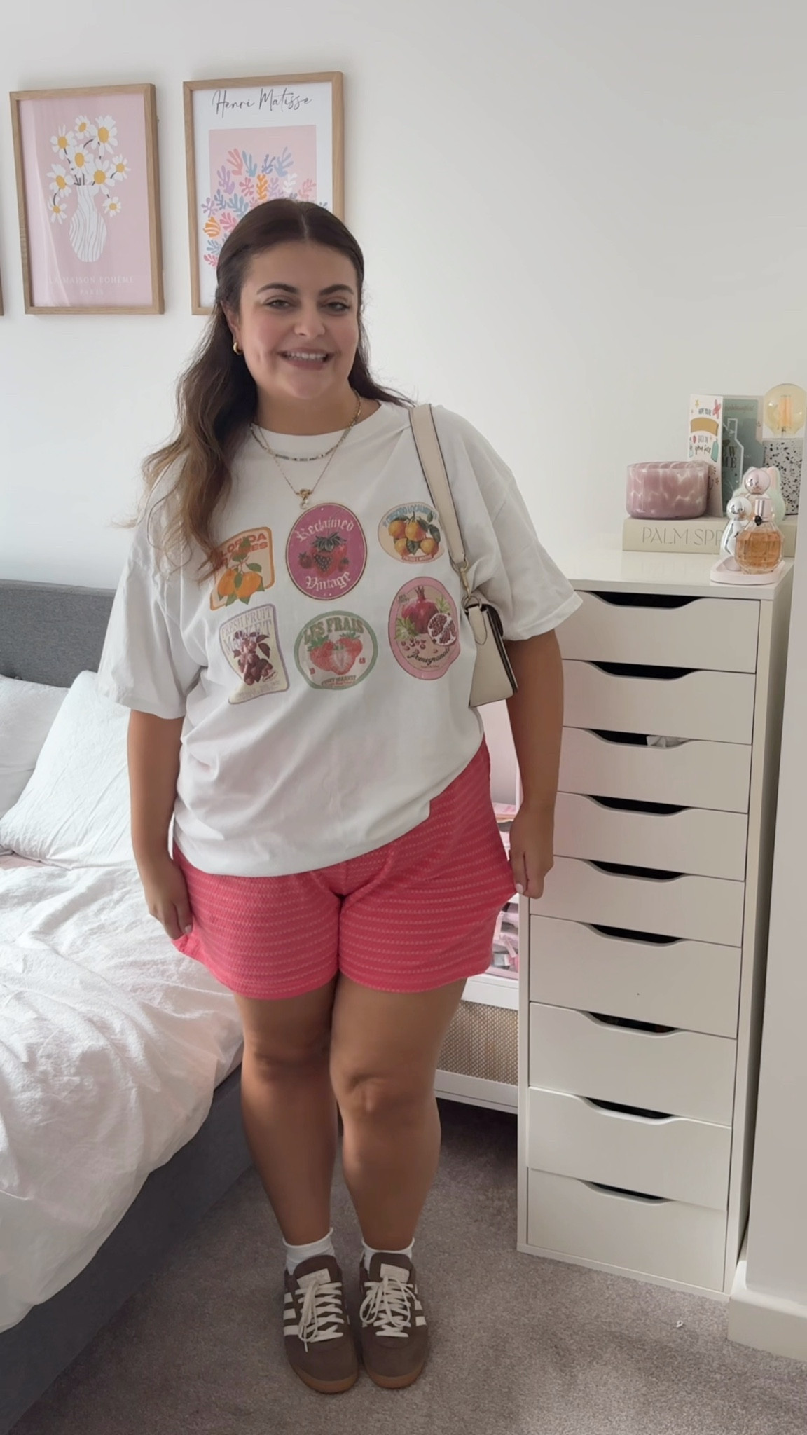 Comfortable summer outfit 🩷
Wearing a large in the T-shirt and a -6 in the shorts xx

Pink shirts, stripe shorts, graphic T-shirt, fruit sticker T-shirt

#LTKmidsize #LTKuk #LTKsummer