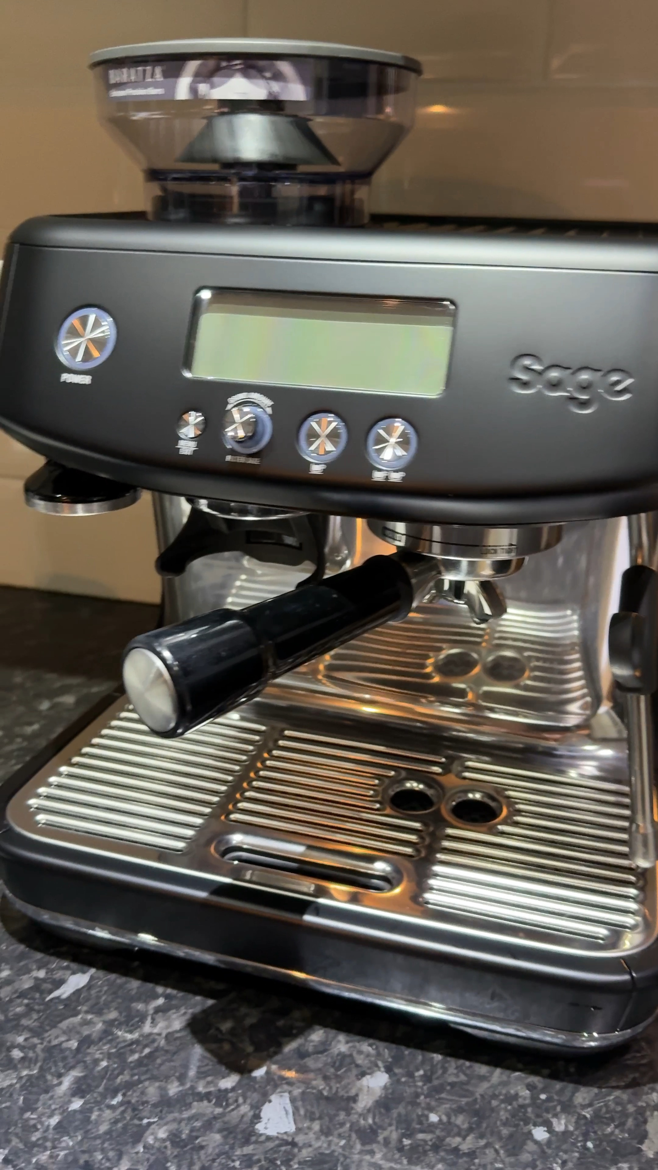 My new coffee machine I can’t stop talking about 🤣

The shade is black truffle and I got it discounted in Black Friday so lots of good deals atm! 

#LTKhome #LTKuk