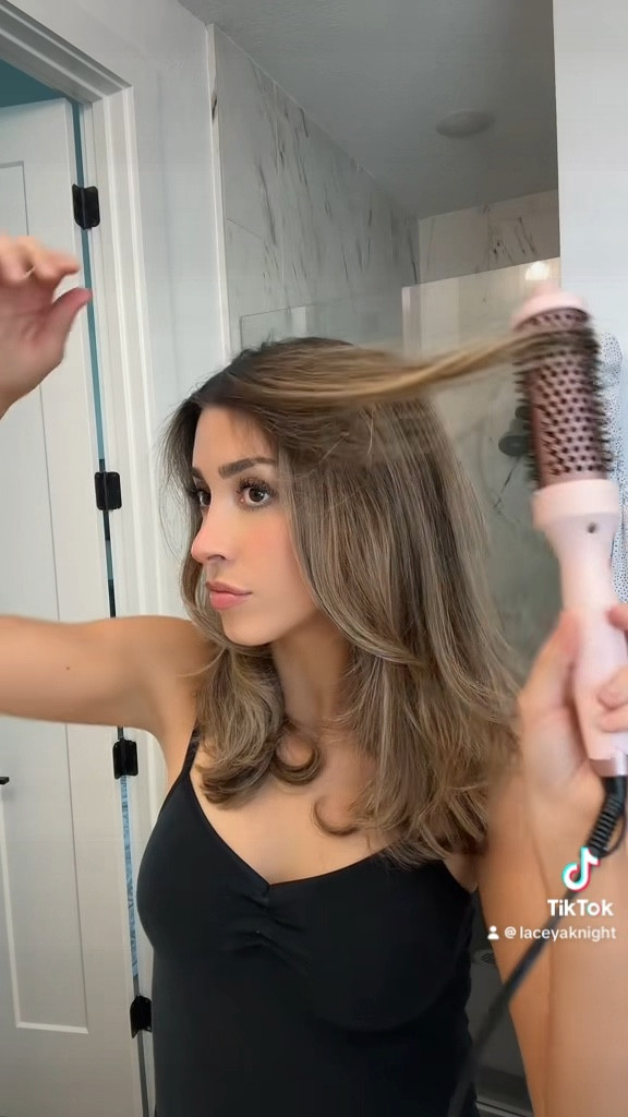 This viral Wavytalk thermal brush is viral for a reason!!! So good for an easy blowout look🙌🏼

#LTKStyleTip #LTKVideo #LTKSaleAlert