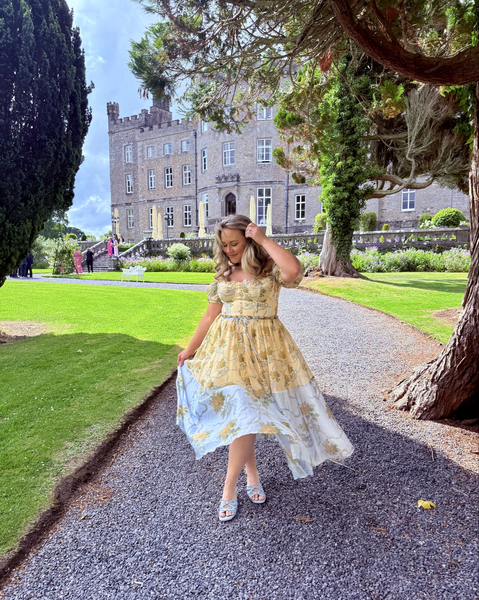 🇮🇪Everything I wore in Ireland🍀
📍Attending a wedding at a literal castle.

#LTKTravel #LTKWedding #LTKMidsize
