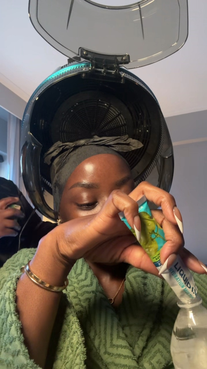 They way I’m so tired, had to start the day off with Liquid IV, because how?! I need hydrationnnn! I can’t remember to eat and drink during NYFW. Too busy & a lot of fun!

#LTKNYFW