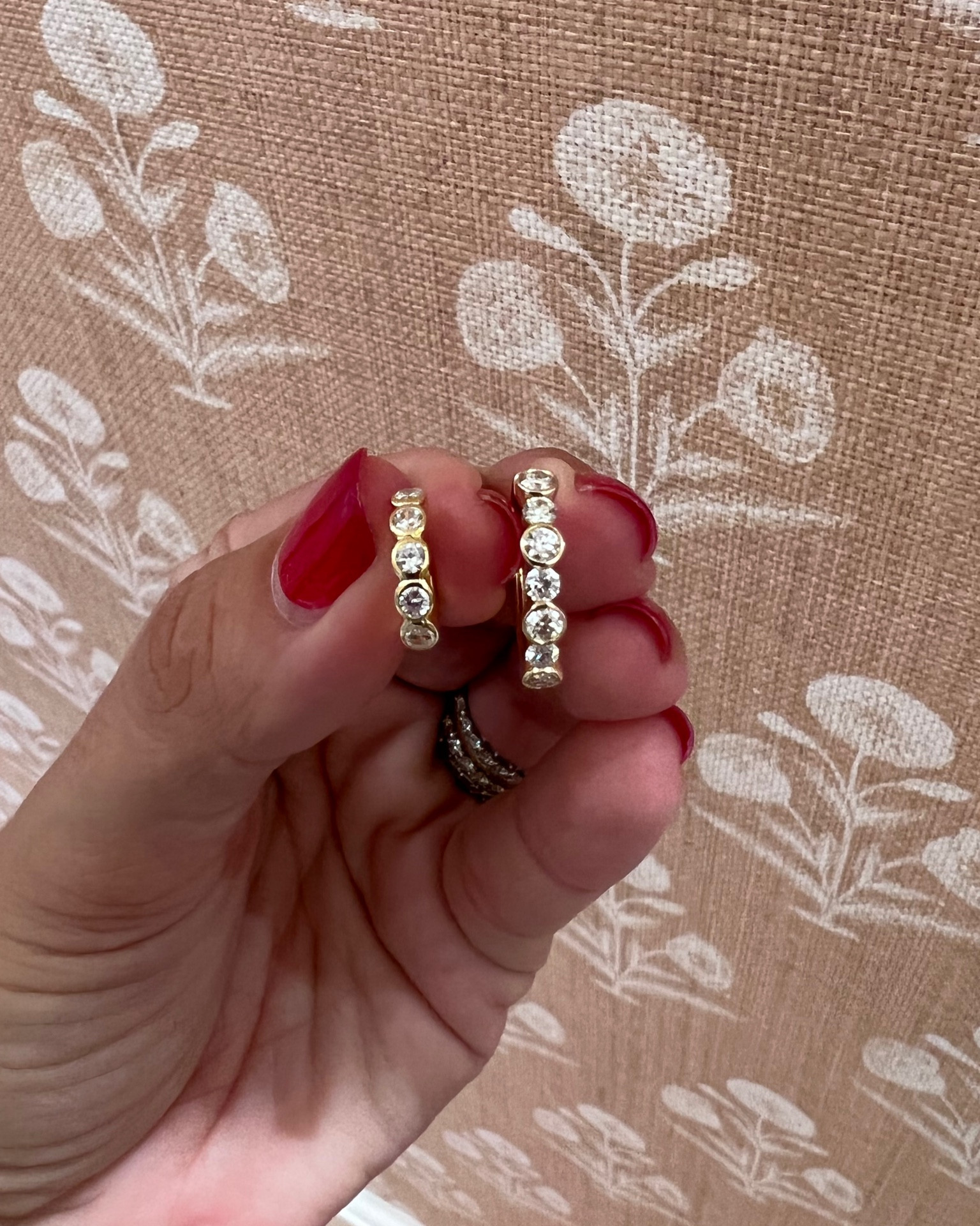 My real ones on the right, incredible $50 dupe on the left!! 