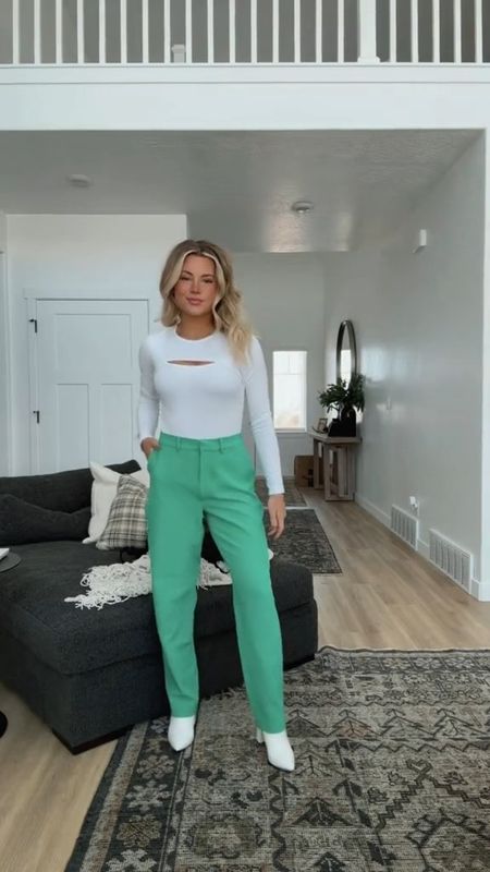 It's the color of these pants for me! 


#amazonfashion #dresspants #whitebooties #outfitideas

#LTKstyletip #LTKshoecrush