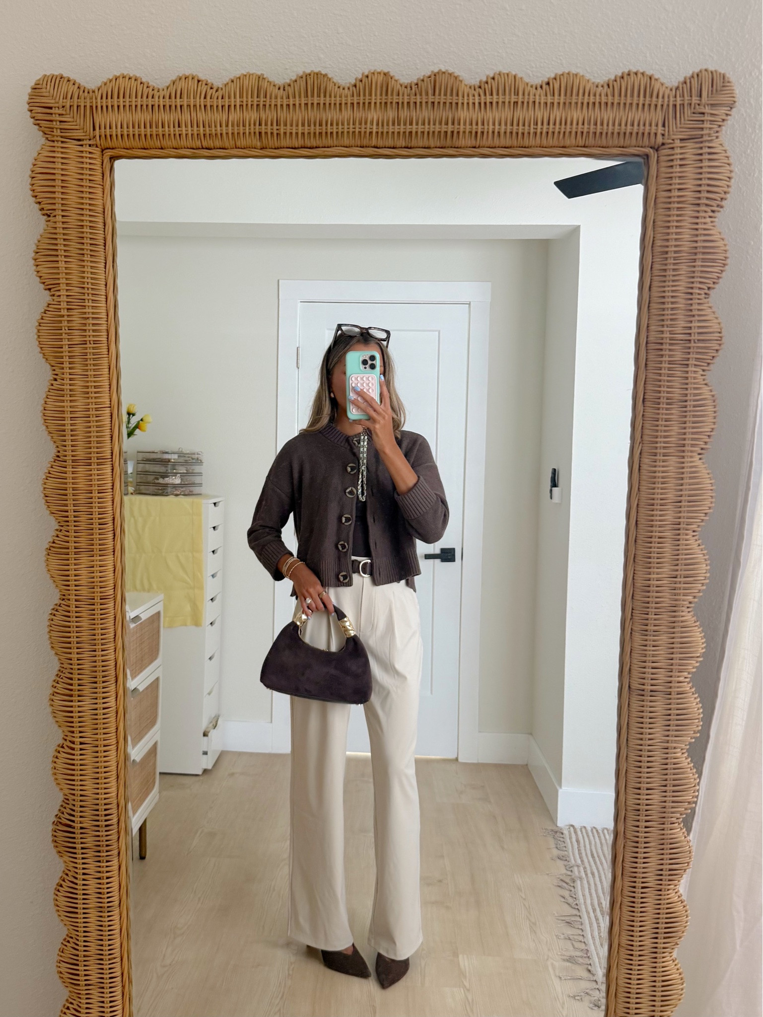 fall business casual outfit with the cutest Amazon pants! Wearing a size XS 🤓
