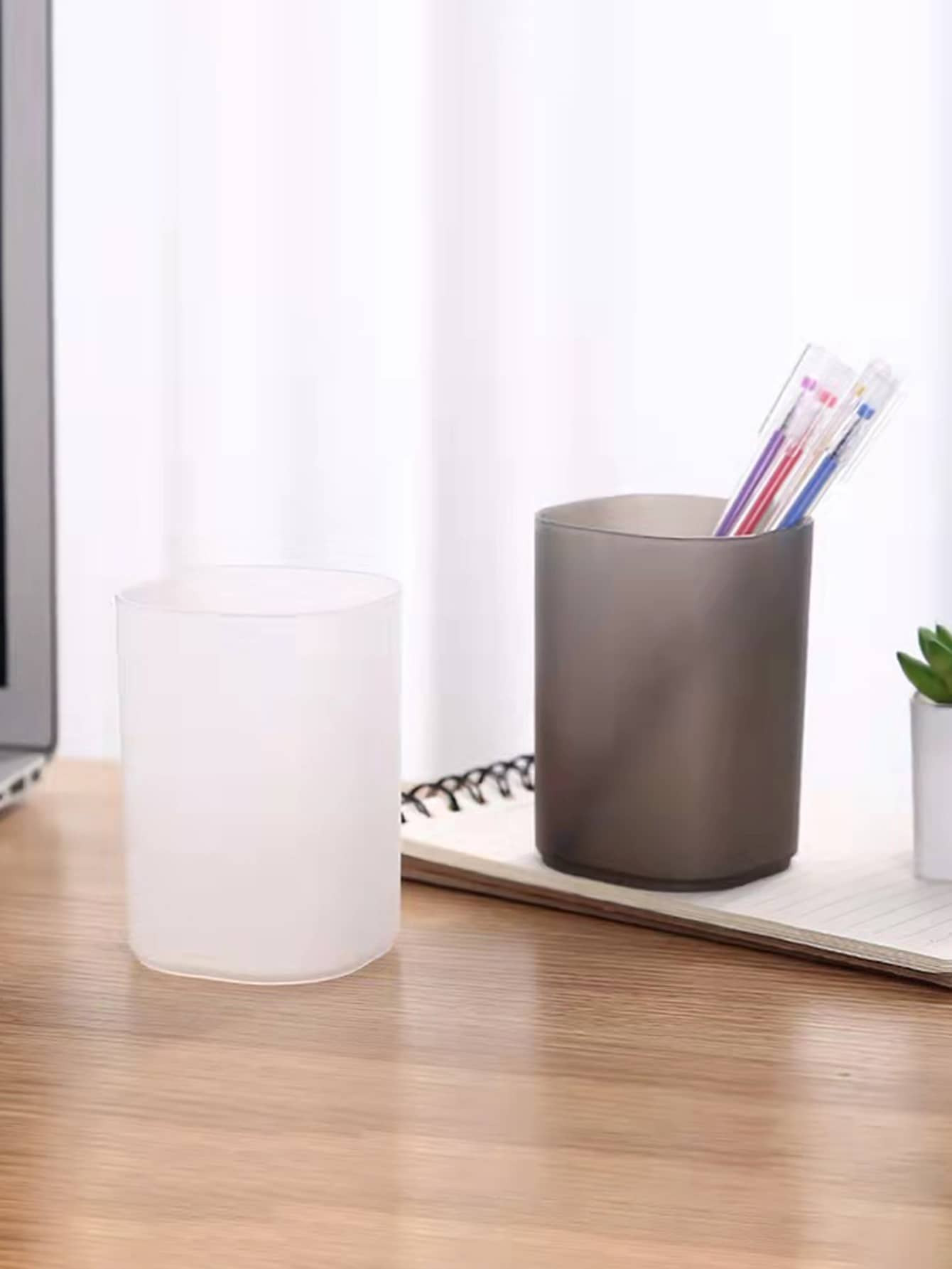 1pc Random Color Pen Holder | SHEIN