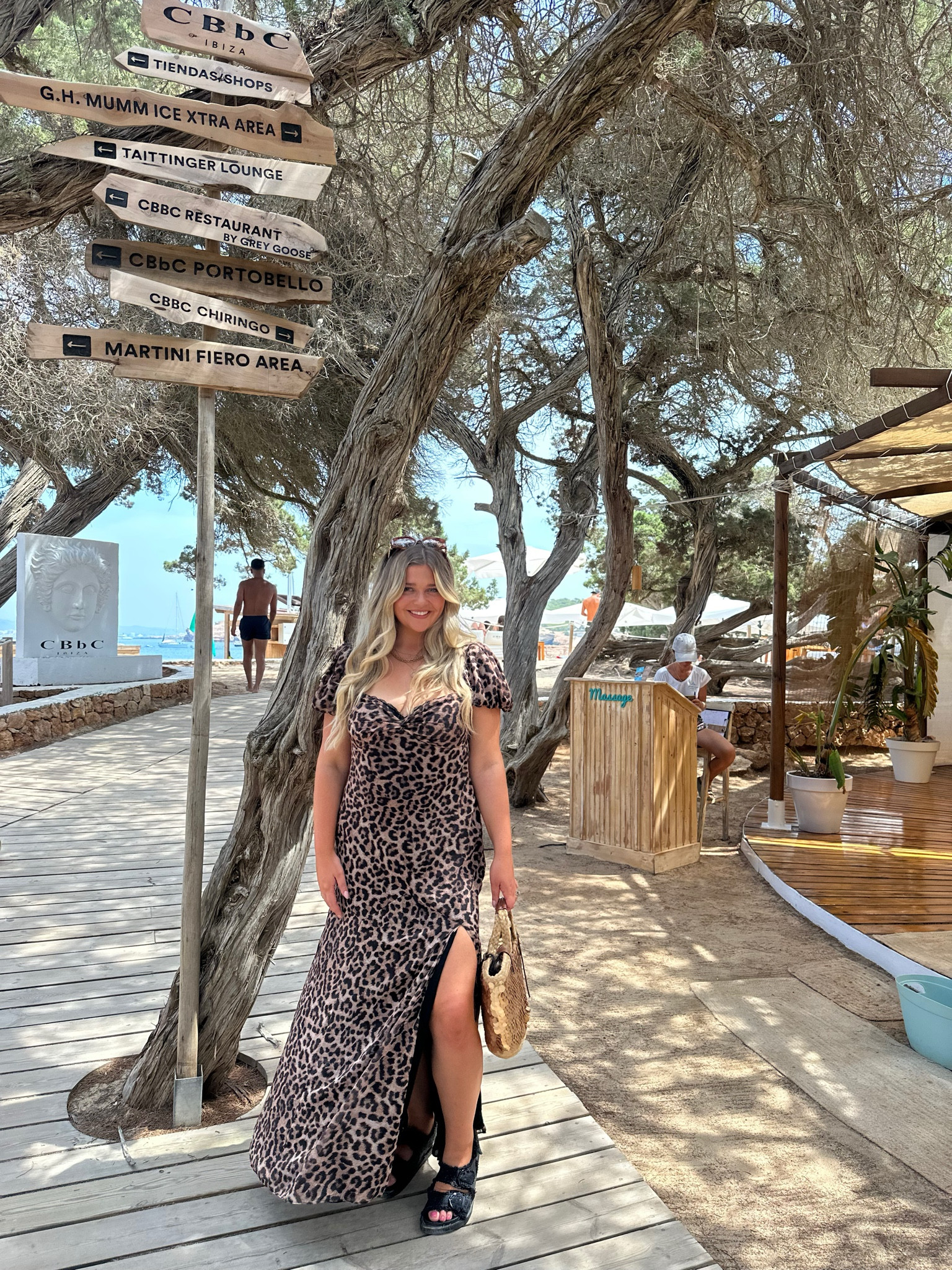 Leopard print dress 

#LTKuk #LTKsummer #LTKtravel