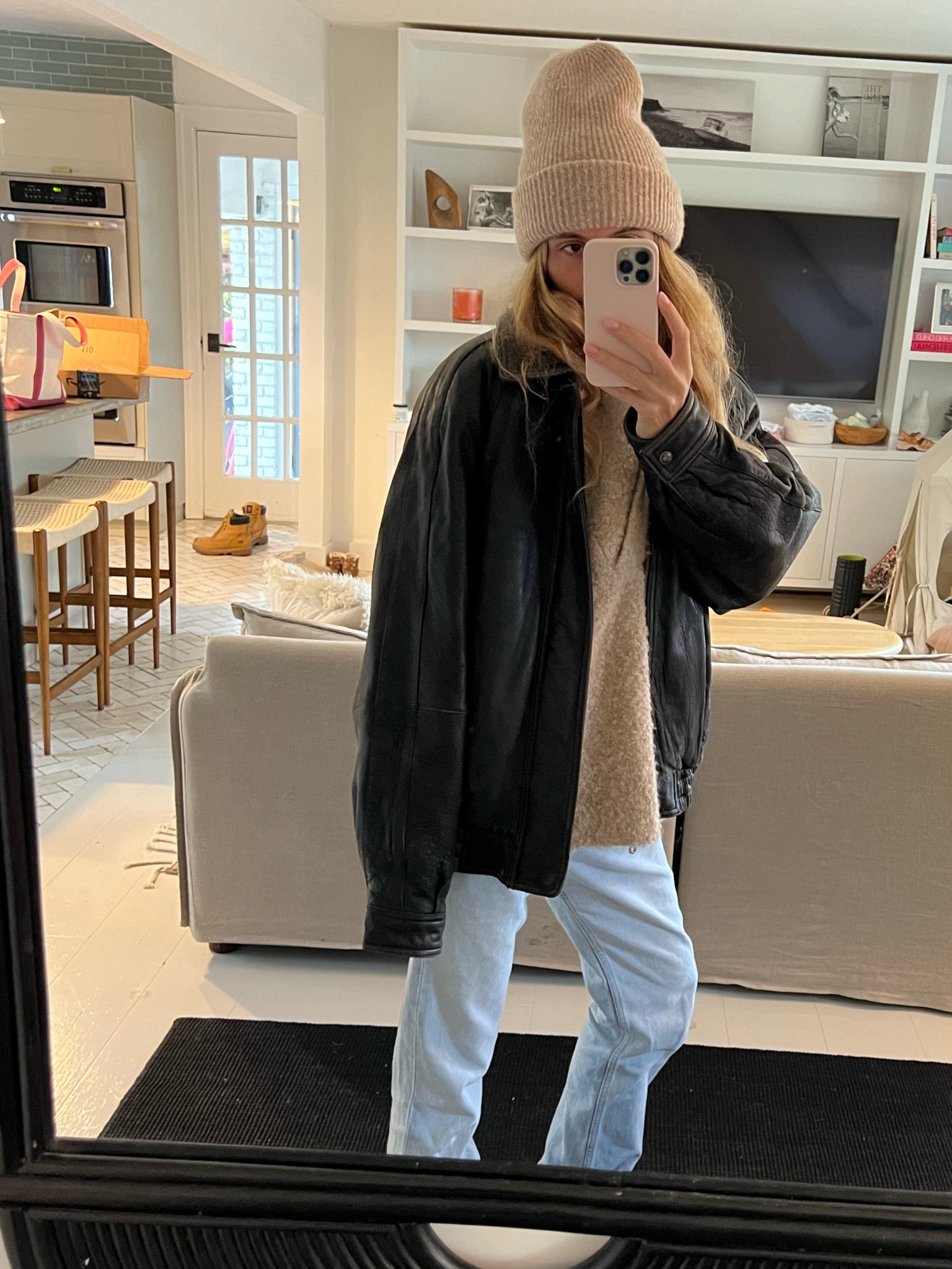 Scoured the internet for this vintage oversized mens jacket and it’s perfect 

#LTKHoliday #LTKFindsUnder100 #LTKSeasonal