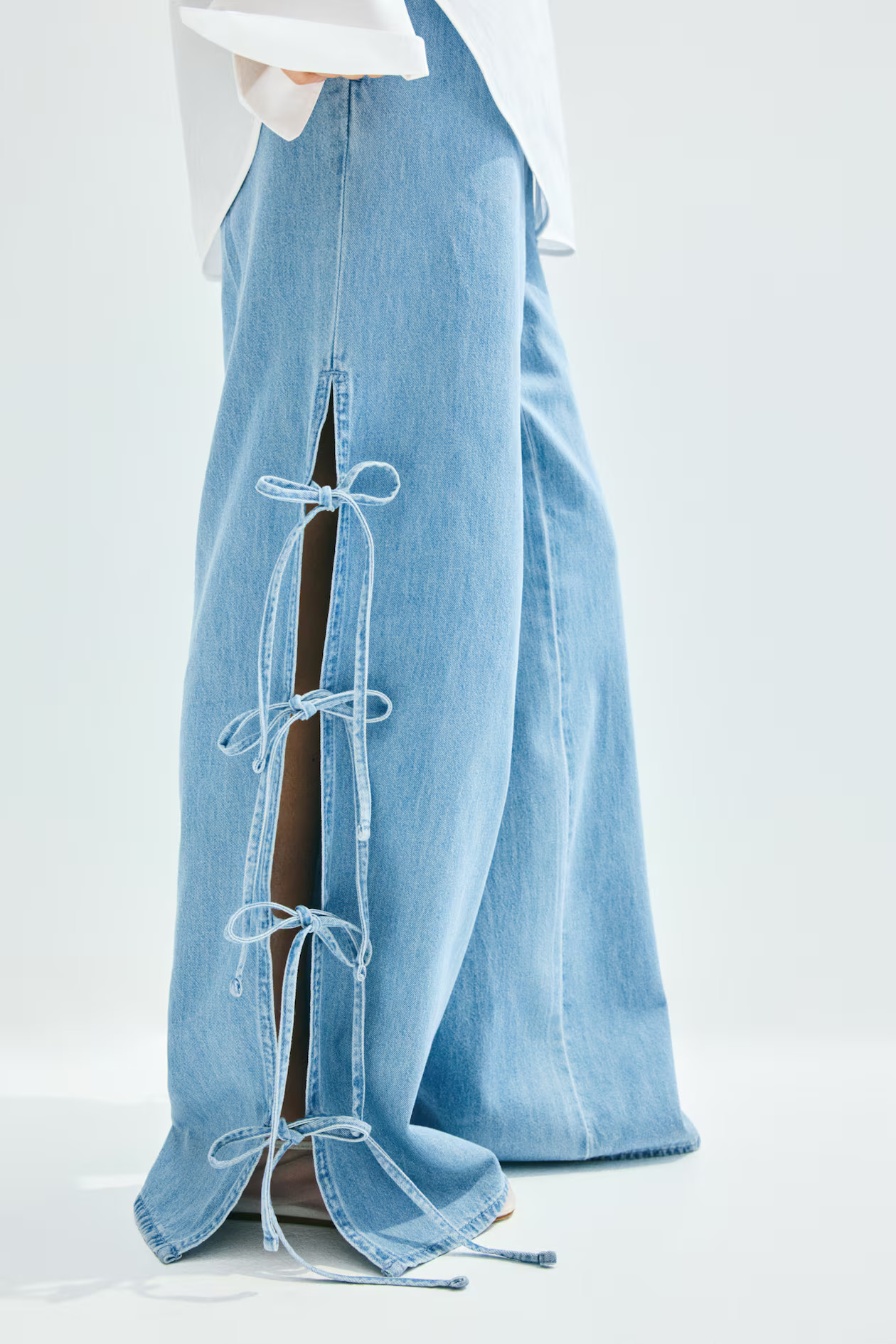 Tie-detail pull-on trousers | H&M (UK, MY, IN, SG, PH, TW, HK)