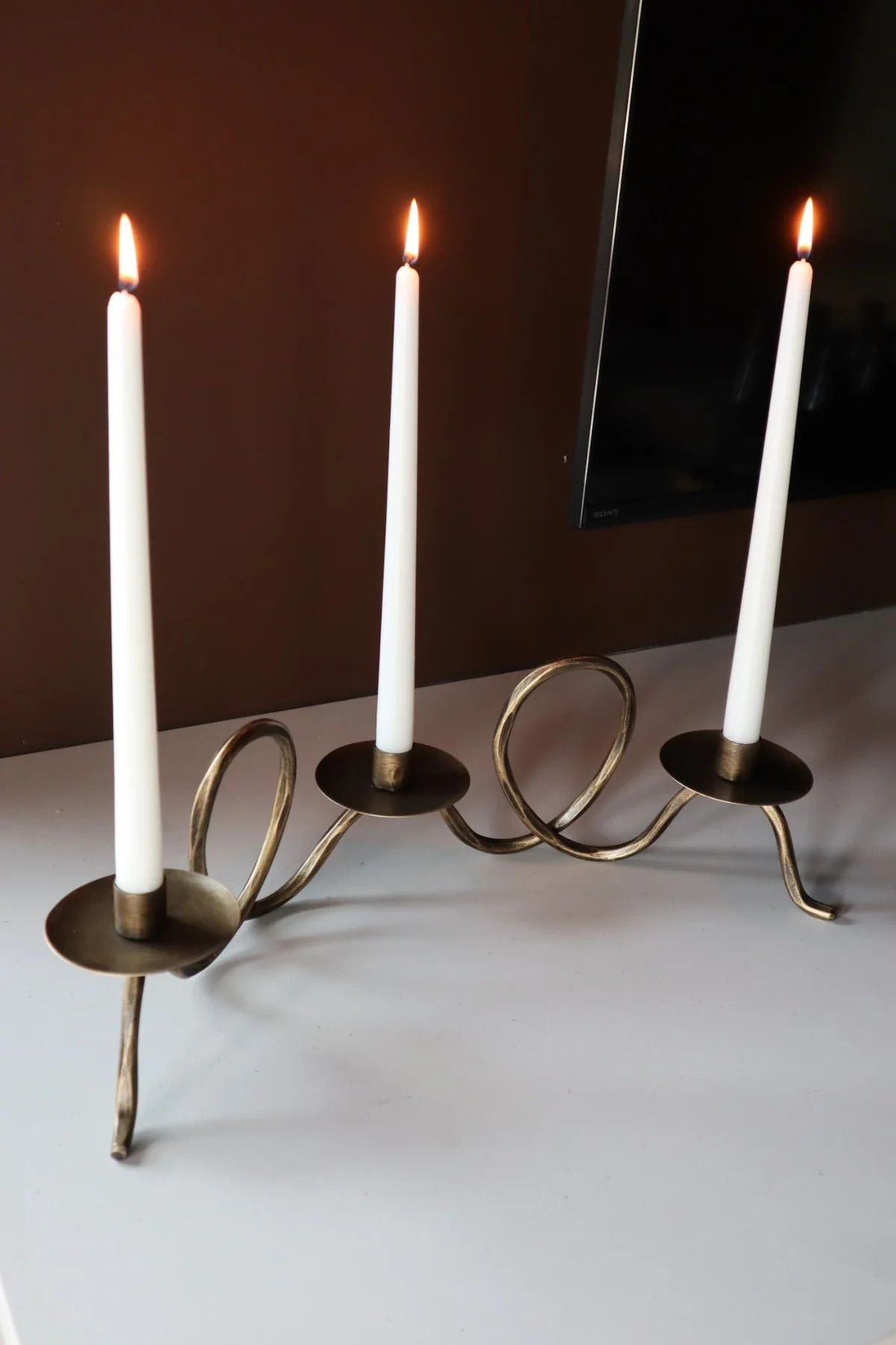 Looped Taper Holder Centerpiece | THELIFESTYLEDCO