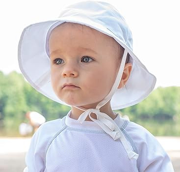 i play. by green sprouts Bucket Sun Protection Hat UPF 50+ Sun Protection Adjustable to Grow with... | Amazon (US)