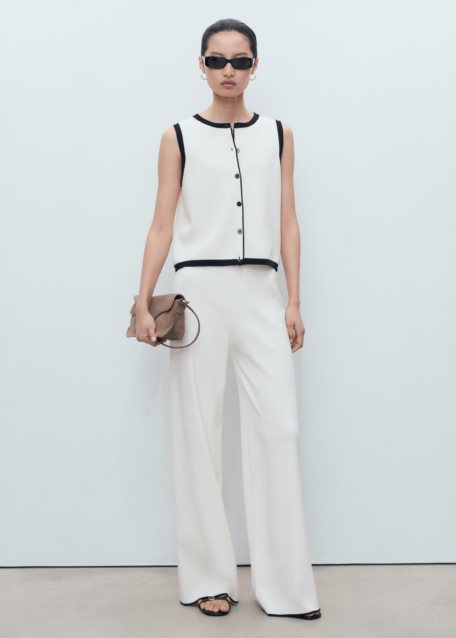 Knitted vest with contrast detail | Mango (US/MX/AU)