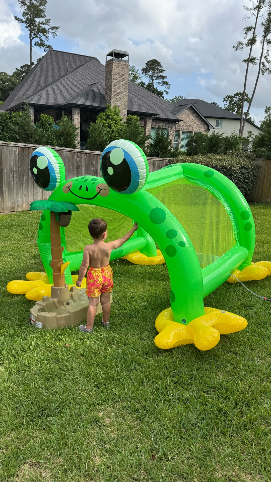Some outdoor fun for our toddler all summer long while I’m freshly postpartum! Toy set ups like these are the best to have fun but not leave the house🙌🏻

#LTKKids #LTKmomlife #LTKBaby