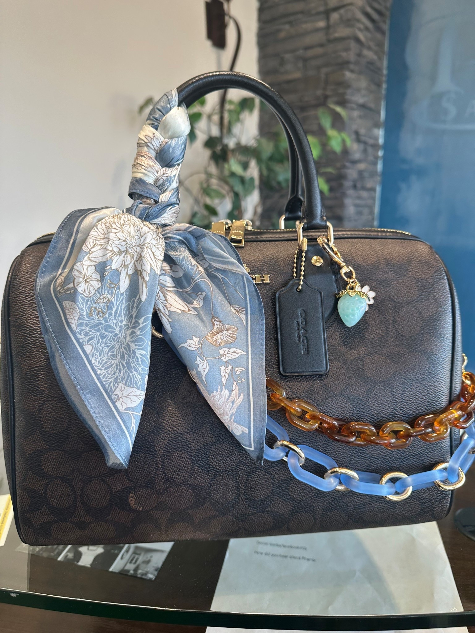 Run! The Coach Large Rowan is currently on SALE in multiple colors! It’s another great carry! 🥰