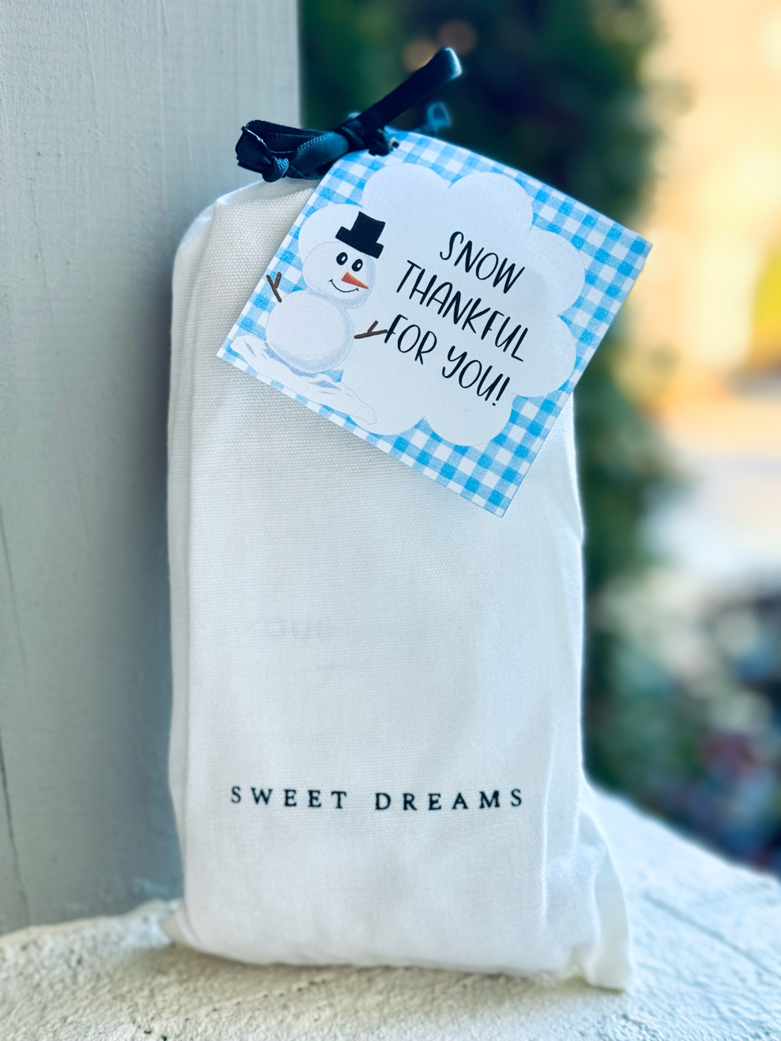 $10 little happy to send in to teachers, friends or coworkers! These socks are so soft! 

#LTKValentine #LTKSaleAlert #LTKmomlife