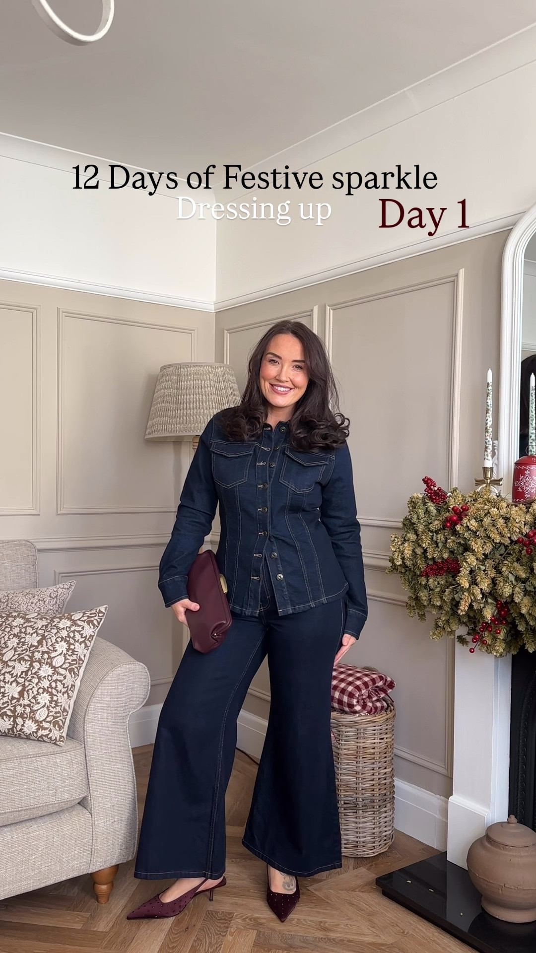 Happy Friday lovelies ❤️ so today is the start of my festive sparkle series. Today granted the only things sparkly are my shoes and earrings however I could not gatekeep this denim set. It's perfect for a night out with the girls going for a cocktail 🍸 it's comfy so you can do all your dance moves squat approved

#LTKfestive #LTKuk #LTKwinter
