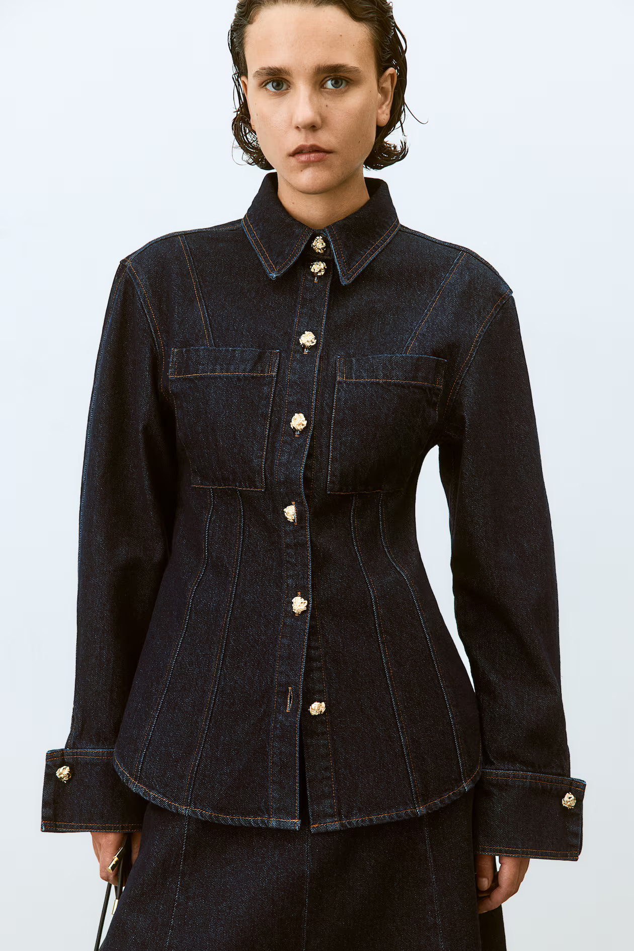 Waisted denim shirt | H&M (UK, MY, IN, SG, PH, TW, HK)