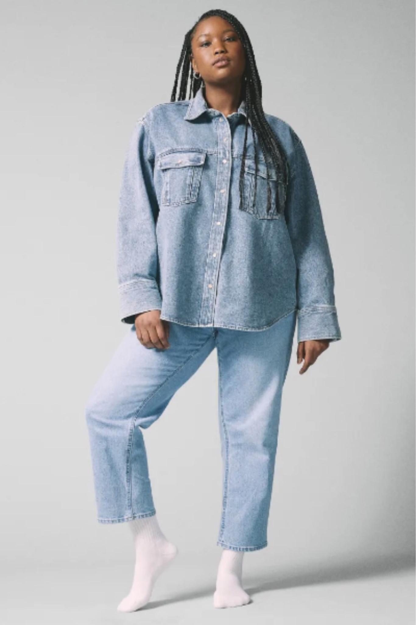 The perfect denim shirt 🙌🏼 Just in-time for your winter to spring wardrobe, this shirt is the perfect layering piece or statement piece for your closet. 

#LTKfindsunder100 #LTKSeasonal #LTKstyletip