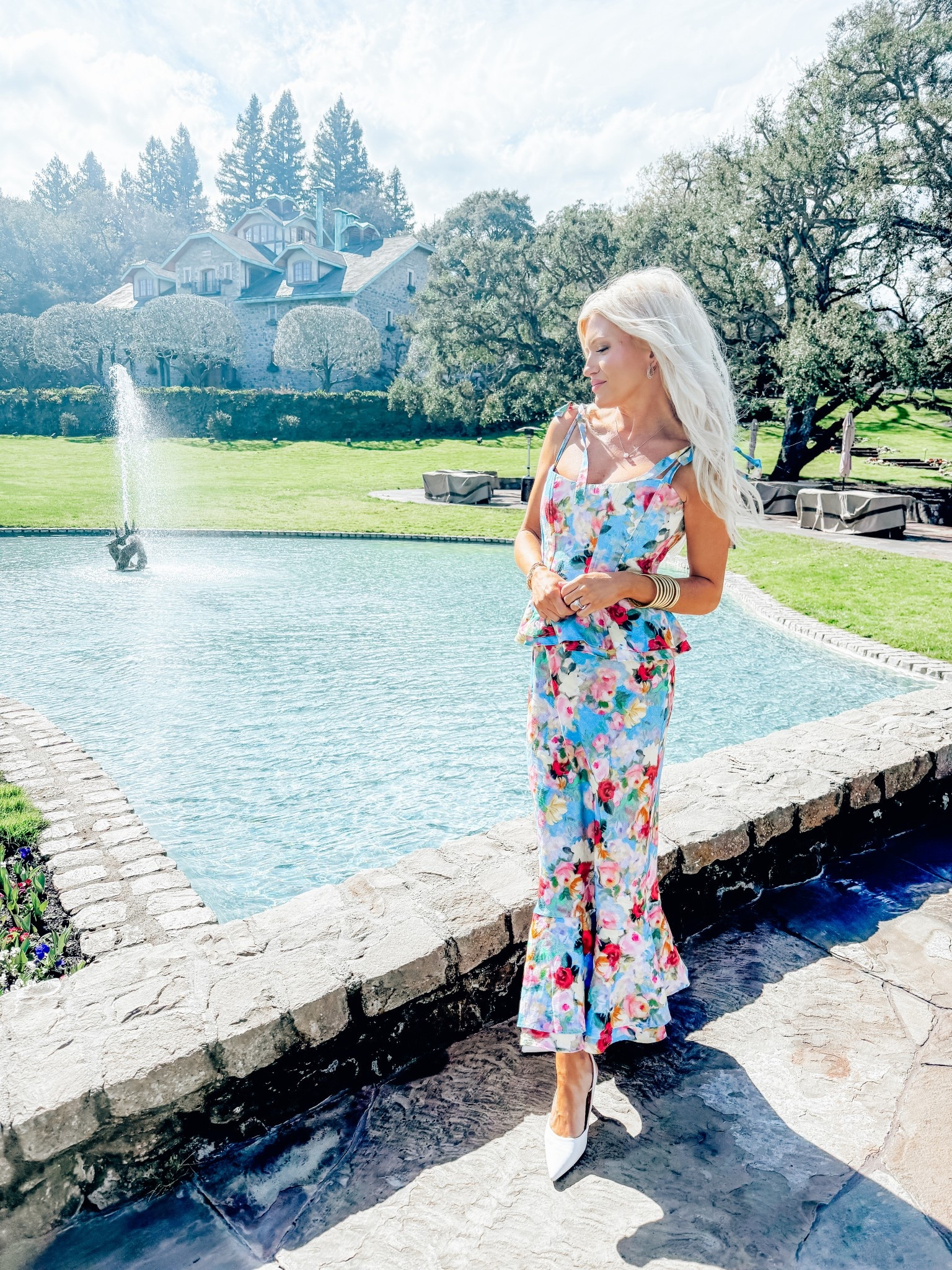 Would make a stunning Easter dress! Wore this recently on my trip to Napa and got so many compliments. Wearing an XS & the heels are super comfortable  

#LTKSpringSale #LTKdayinmylife #LTKootd