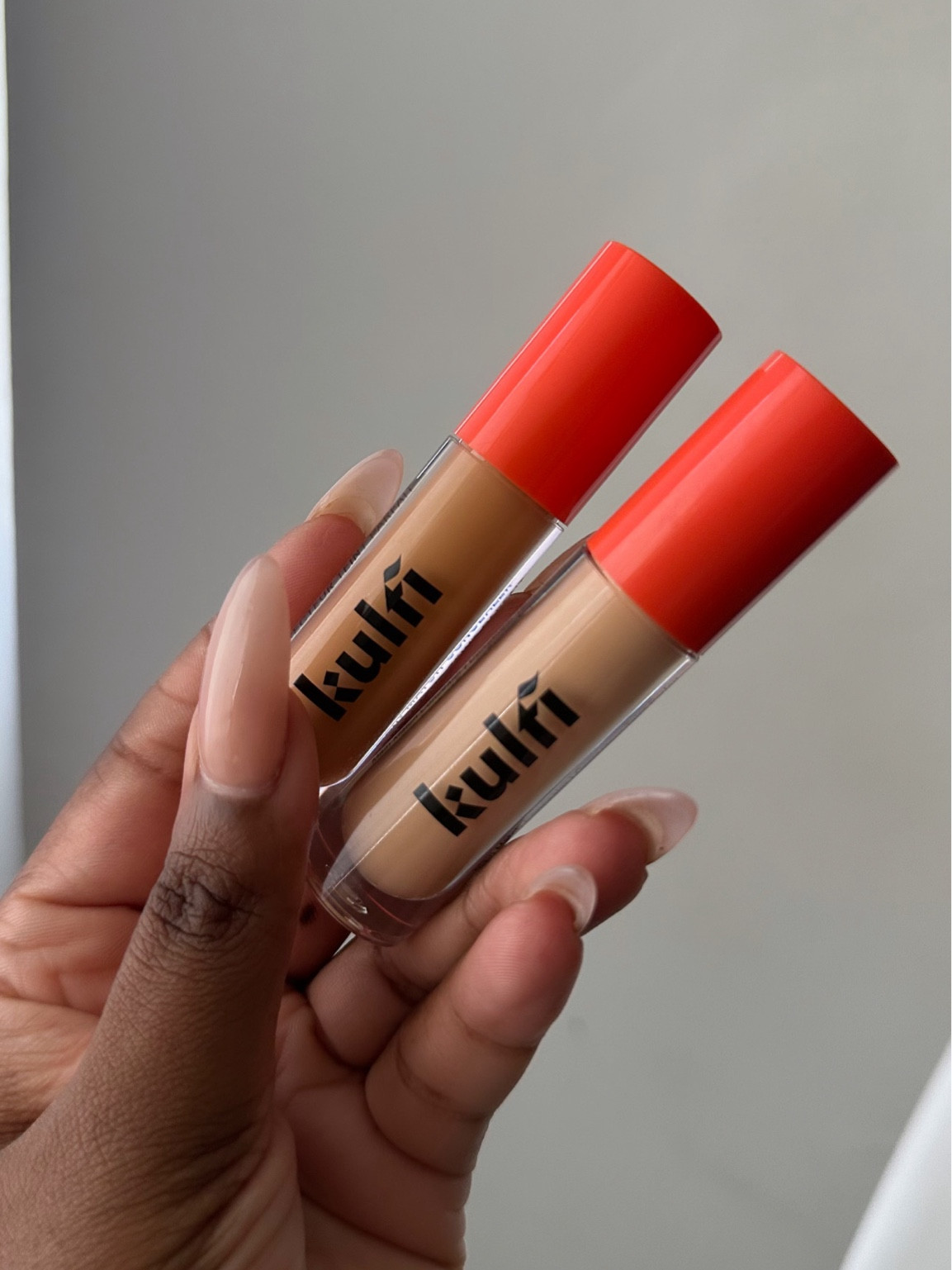 I recently discovered this brand and their amazing concealer. If you’re familiar with Too Faced BTW concealer (the original) and Hourglass’ concealer, then you’ll love this one. It’s the perfect mix of those concealers together. I haven’t put it down since I got it.

If you know my love for Haus Labs’ foundation, that’s how my love is for this concealer. 😍

Shades: Cherry Pick & Extra Elaichi

#LTKbeauty