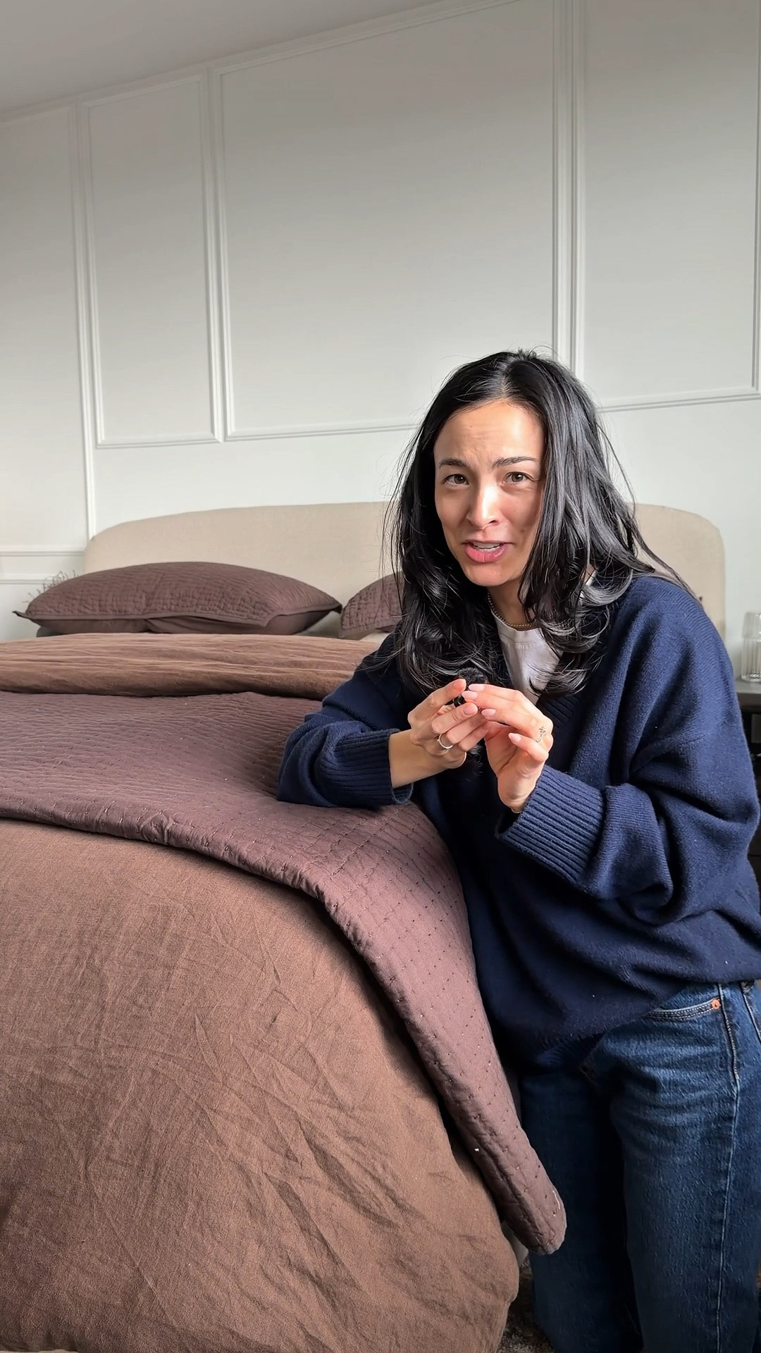 @Quince , welcome to Canada!! So far I’ve tried out their cashmere sweaters (cough cough* three of them* cough cough), their European Linen Sheet Set, European Linen Duvet Cover, Organic Brush Cotton sheet Set, and European Linen Cotton Stitch Quilt and I am obsessed with every. Single. Item. 
Here’s what you see: 
-European Linen Sheet Set in sand
- Organic Brushed Cotton Sheet Set in Toffee 
- European Linen Duvet Cover in Espresso 
- European Linen Cotton Stitch Quilt Set in Espresso

#QuincePartner



#LTKsummer #LTKhome #LTKcanada