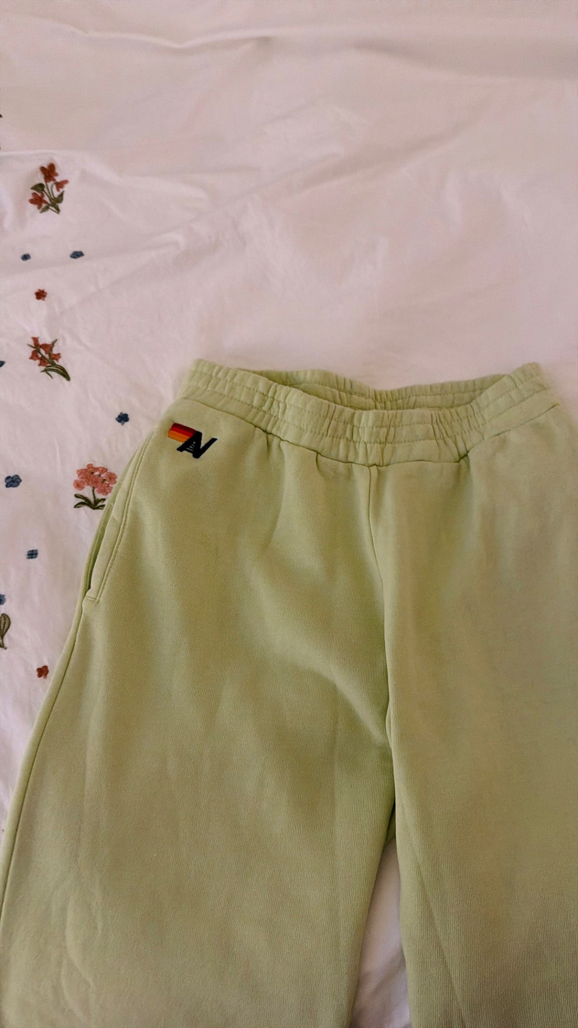 I’ll pass on roses. 

#LTKmomlife #LTKValentine #LTKootd