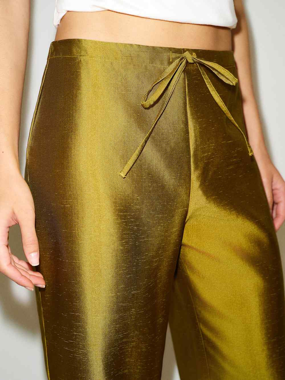 Olina Cropped Pant | Reformation (Global)