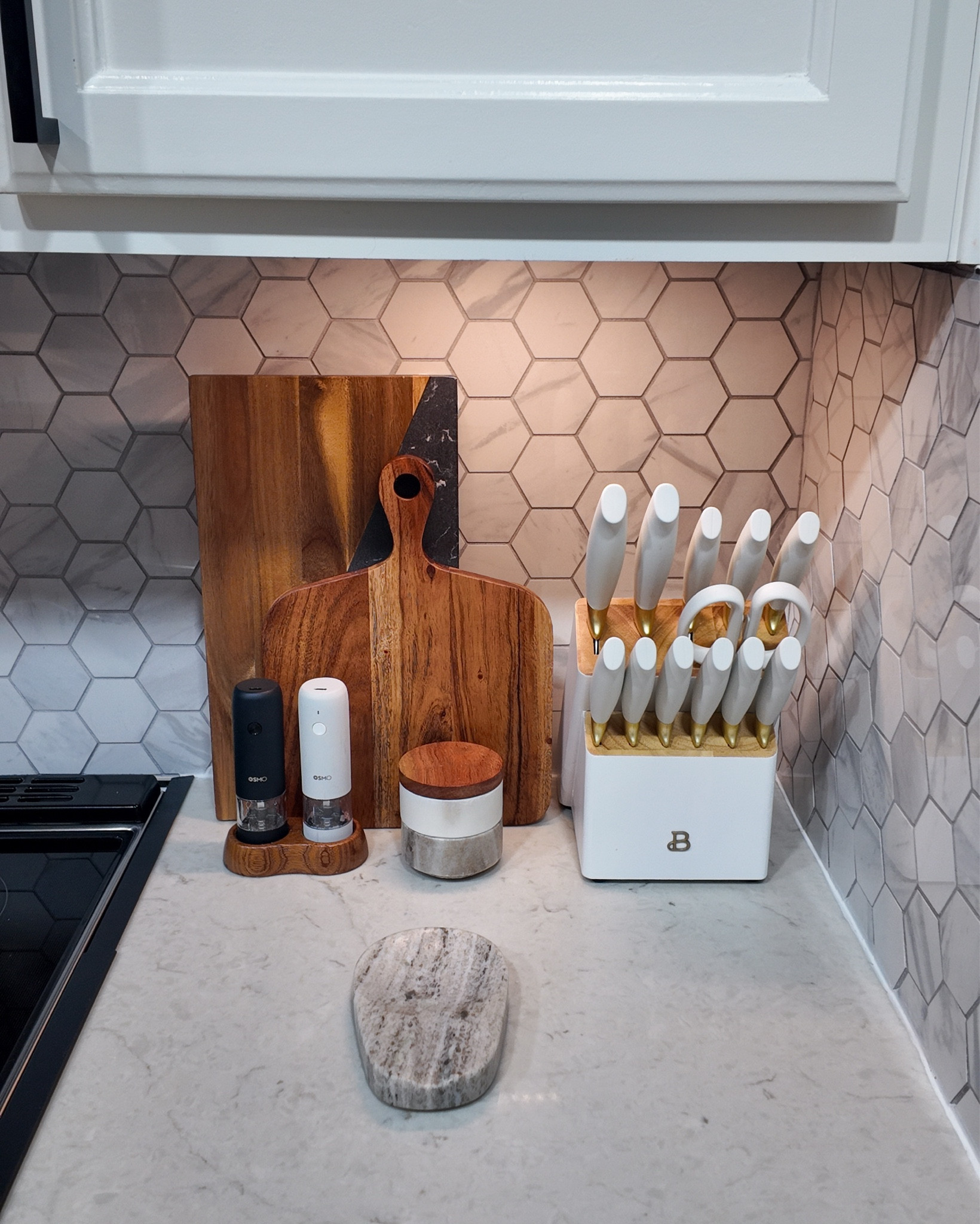 Kitchen decor 
Coffee station 

#LTKFindsUnder50 #LTKStyleTip #LTKHome