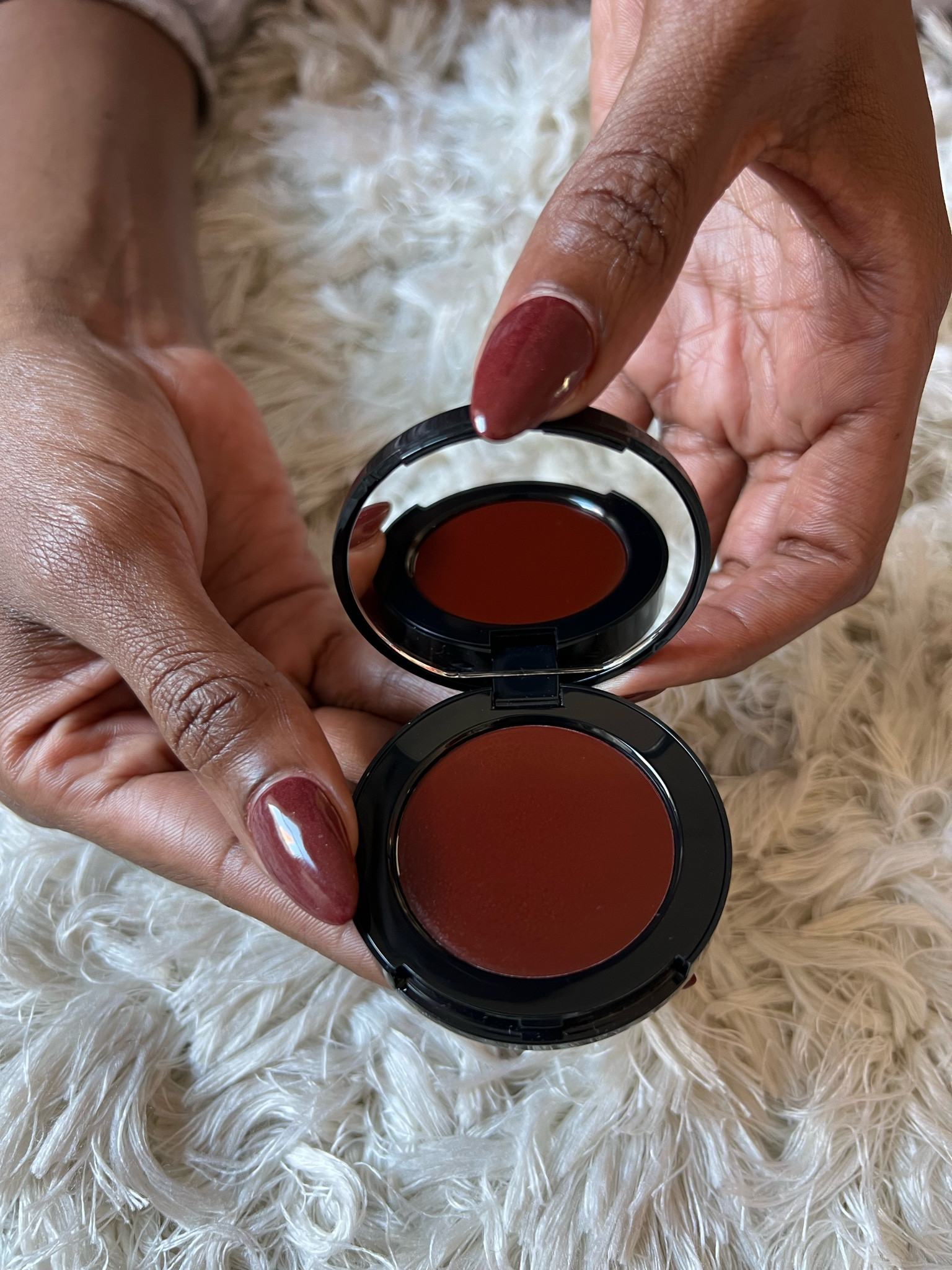Pot rouge for lips and cheeks by Bobbi Brown

#LTKfindsunder100 #LTKbeauty #LTKfindsunder50
