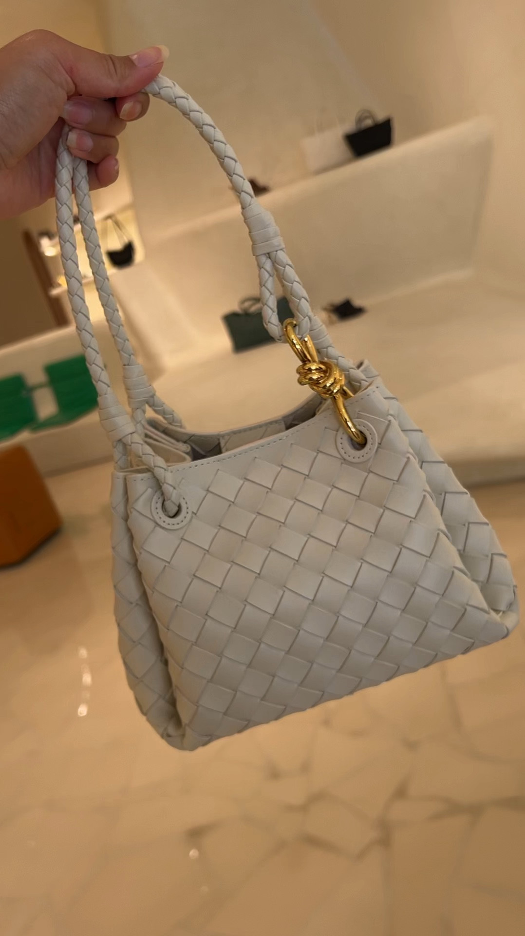 New from Bottega Veneta!! The Small Andiamo Parachute 😍

#LTKItBag #LTKVideo