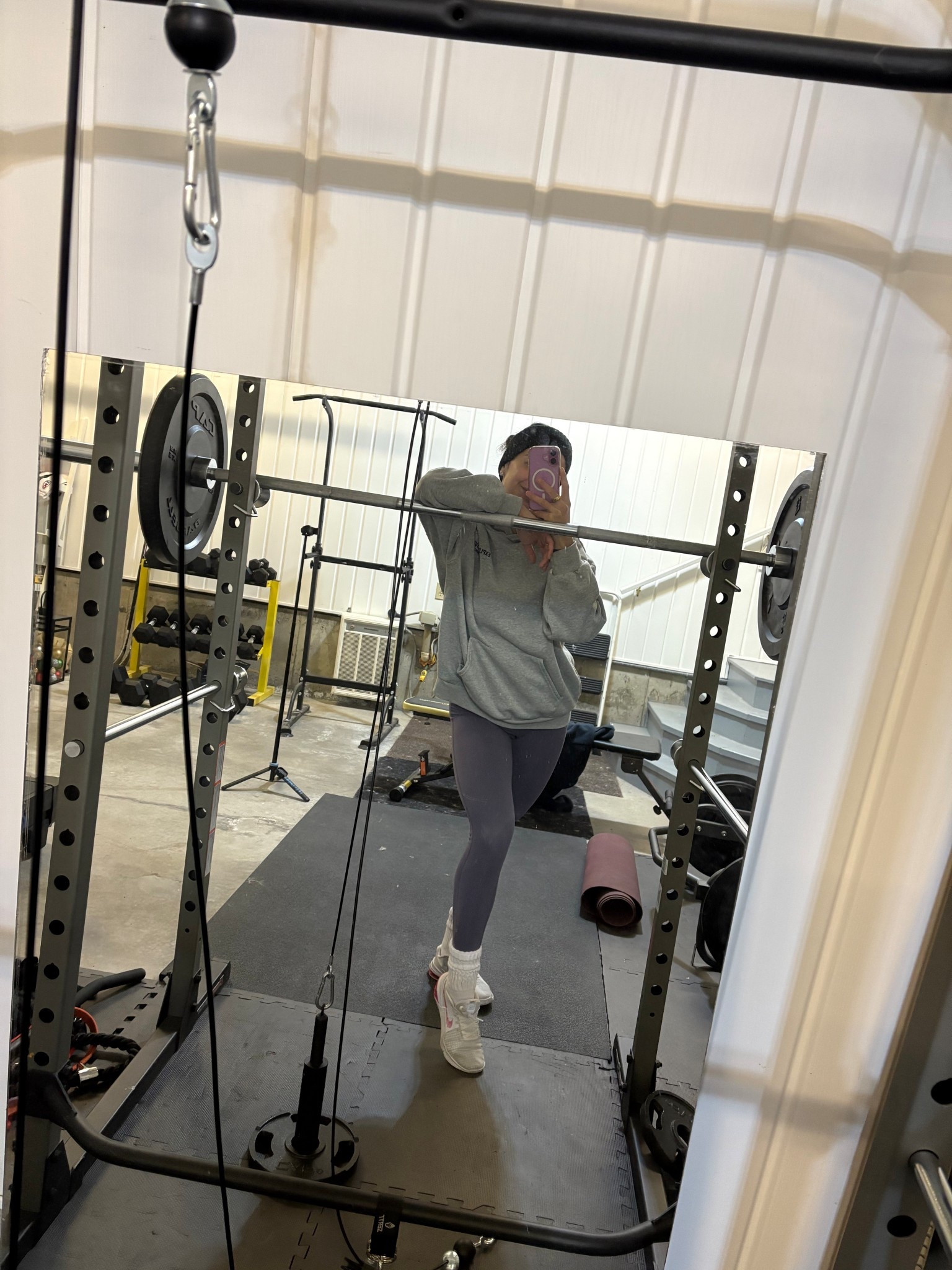 Monday leg day! Starting the week off right!!

Wearing a Buffbunny set (truly my favourite pieces right now)
SHEIN hoodie
Nike metcons 

#LTKfitness #LTKcanada #LTKwinter