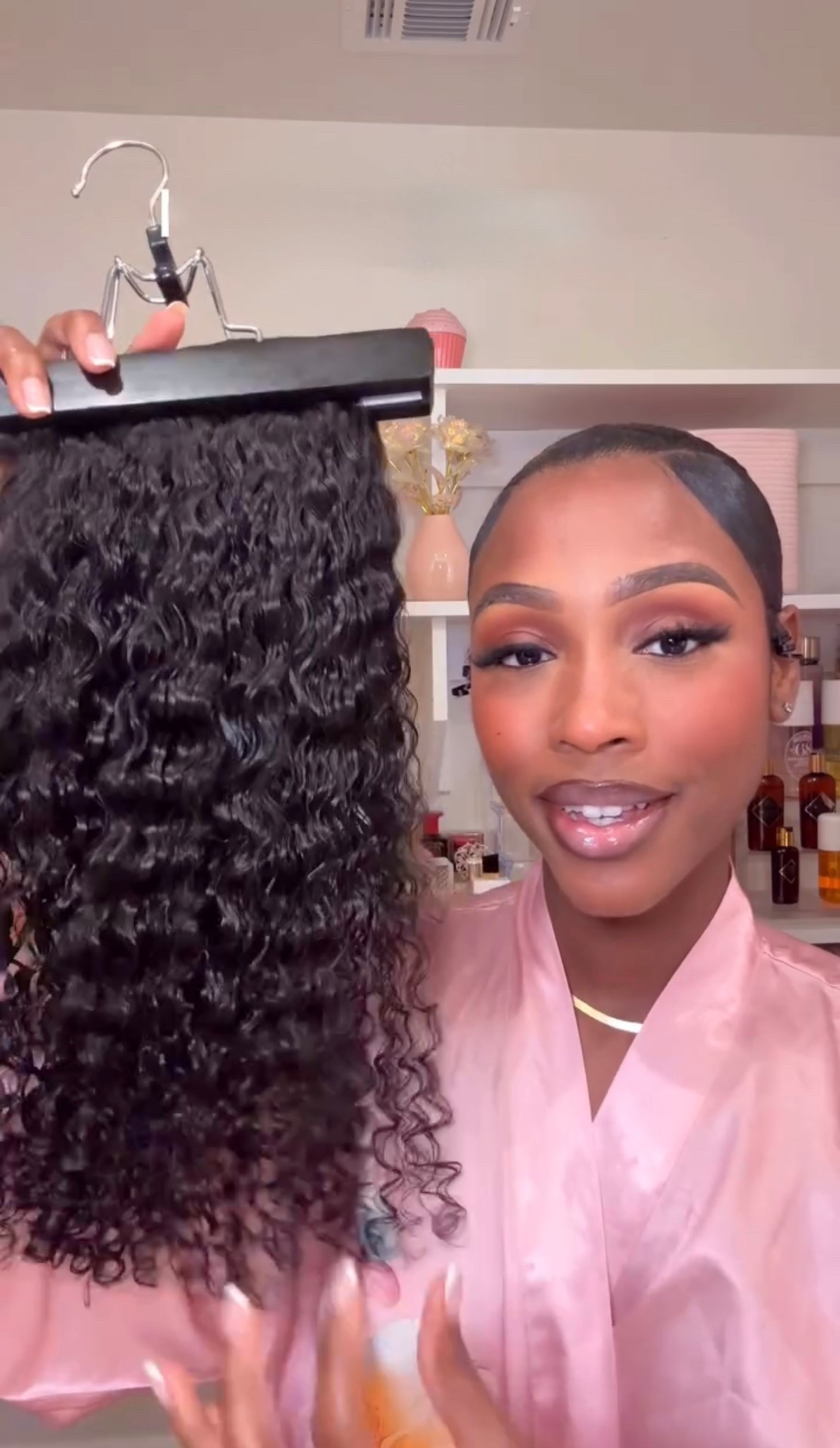 Listen girl if you wear extensions you need a hair hanger. It’s excellent for styling and storing your hair. It even comes with a storage bag🛍️ #hair

#LTKBeauty #LTKselfcare #LTKdayinmylife