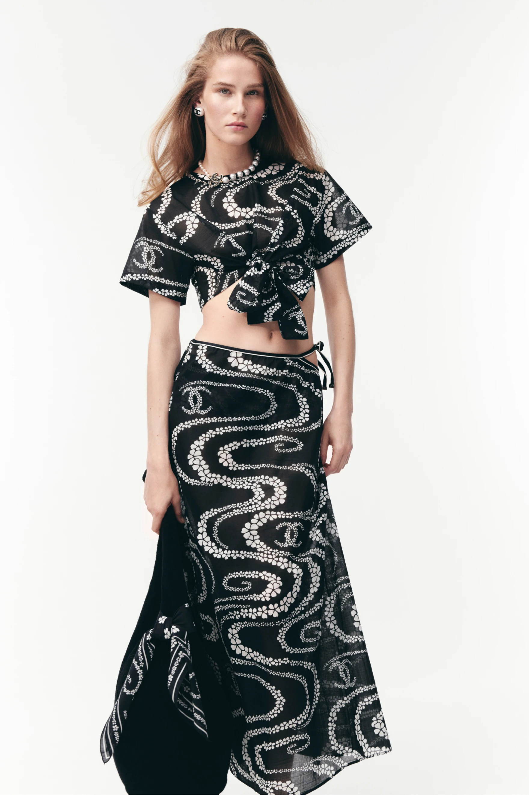 Skirt - Printed cotton voile, black & white — Fashion | CHANEL | Chanel, Inc. (US)
